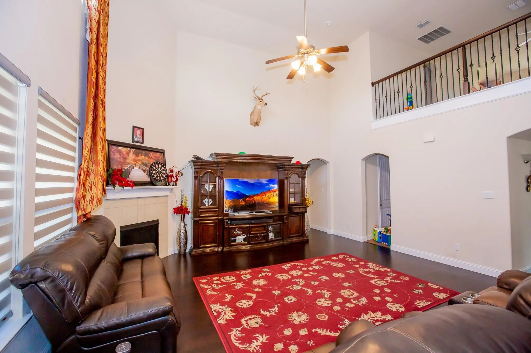 Single Family Residence For Sale in Tarrant County , 1002 Nail Lane, Euless, Texas 76040, 4 Bedroom, 3 Bathroom, 2 Garage spaces, 3,059 Sqft, built in 2015, mls#21379846, Real Estate Agent in Euless, Homes For Sale in Tarrant county, Homes For Sale in Euless, Realtor in Euless Texas, Real Estate Brokerage Independent Realty Texas, Luminita Cordes Realtor