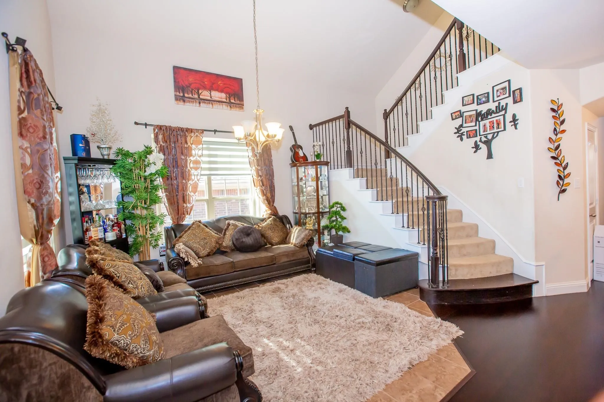 Single Family Residence For Sale in Tarrant County , 1002 Nail Lane, Euless, Texas 76040, 4 Bedroom, 3 Bathroom, 2 Garage spaces, 3,059 Sqft, built in 2015, mls#21379846, Real Estate Agent in Euless, Homes For Sale in Tarrant county, Homes For Sale in Euless, Realtor in Euless Texas, Real Estate Brokerage Independent Realty Texas, Luminita Cordes Realtor
