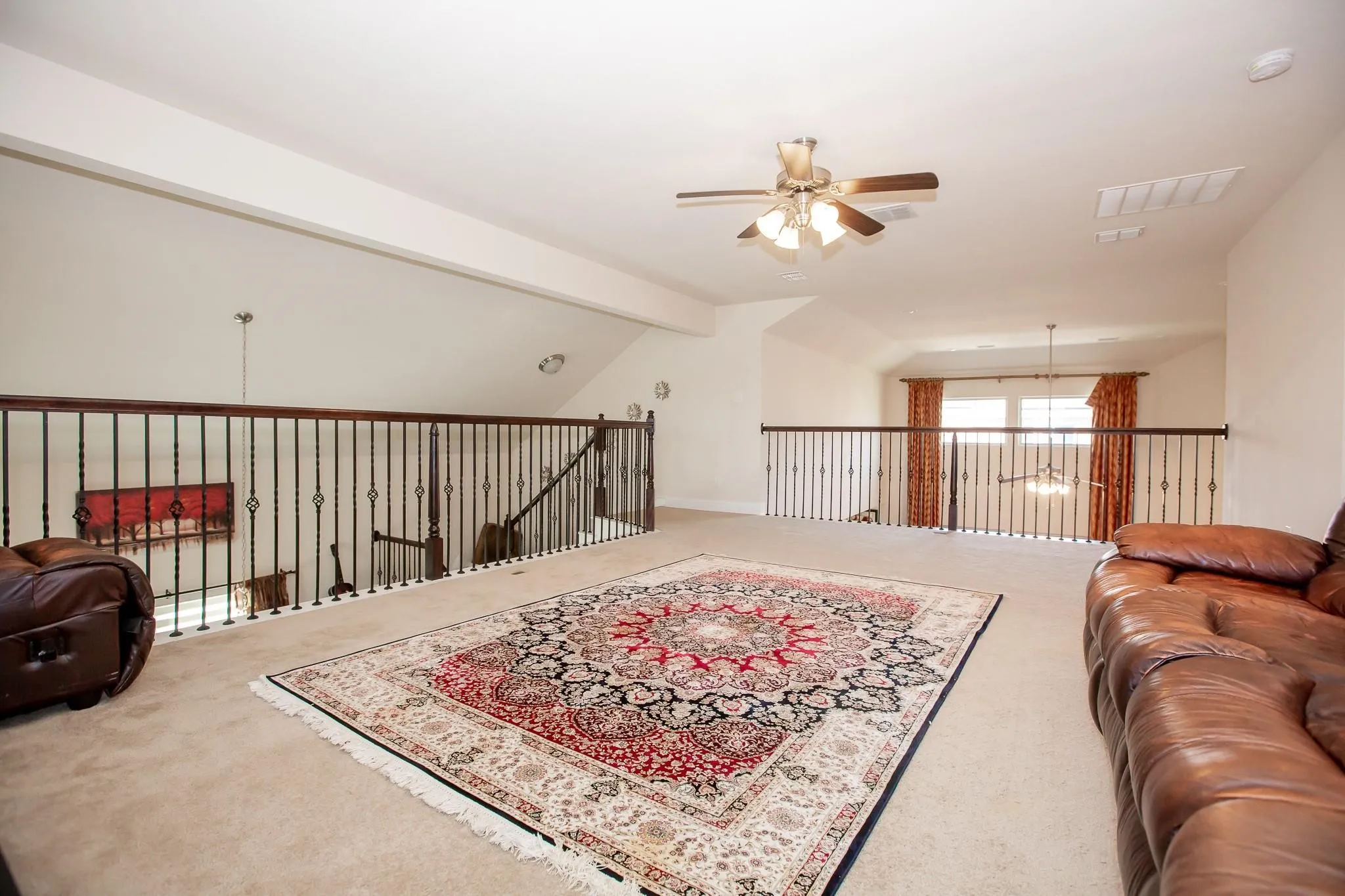 Single Family Residence For Sale in Tarrant County , 1002 Nail Lane, Euless, Texas 76040, 4 Bedroom, 3 Bathroom, 2 Garage spaces, 3,059 Sqft, built in 2015, mls#21379846, Real Estate Agent in Euless, Homes For Sale in Tarrant county, Homes For Sale in Euless, Realtor in Euless Texas, Real Estate Brokerage Independent Realty Texas, Luminita Cordes Realtor