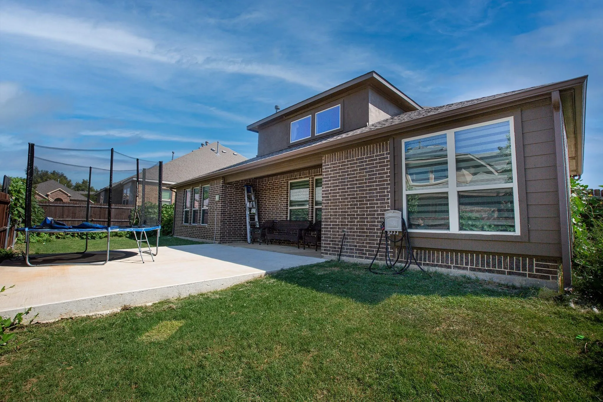 Single Family Residence For Sale in Tarrant County , 1002 Nail Lane, Euless, Texas 76040, 4 Bedroom, 3 Bathroom, 2 Garage spaces, 3,059 Sqft, built in 2015, mls#21379846, Real Estate Agent in Euless, Homes For Sale in Tarrant county, Homes For Sale in Euless, Realtor in Euless Texas, Real Estate Brokerage Independent Realty Texas, Luminita Cordes Realtor