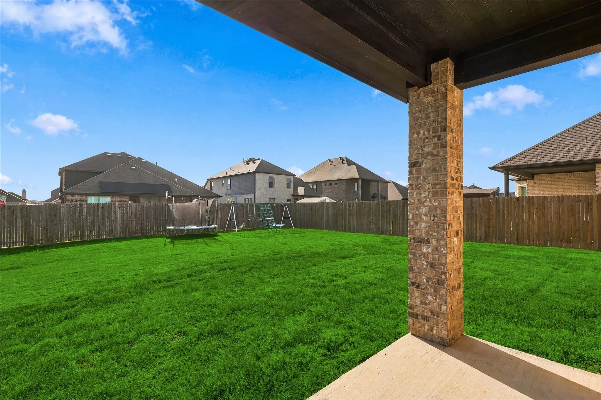 Single Family Residence For Rent in Denton County , 229 Clairmont Drive, Ponder, Texas 76259, 5 Bedroom, 4 Bathroom, 2 Garage spaces, 3,274 Sqft, built in 2023, mls#21379357, Real Estate Agent in Ponder, Homes For Rent in Denton county, Homes For Rent in Ponder, Realtor in Ponder Texas, Real Estate Brokerage Independent Realty Texas, Luminita Cordes Realtor