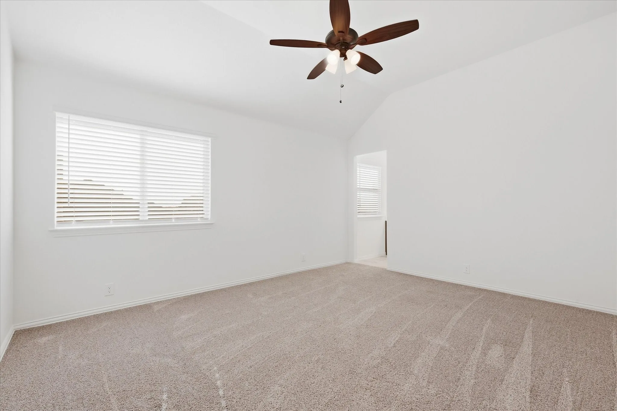 Single Family Residence For Rent in Denton County , 229 Clairmont Drive, Ponder, Texas 76259, 5 Bedroom, 4 Bathroom, 2 Garage spaces, 3,274 Sqft, built in 2023, mls#21379357, Real Estate Agent in Ponder, Homes For Rent in Denton county, Homes For Rent in Ponder, Realtor in Ponder Texas, Real Estate Brokerage Independent Realty Texas, Luminita Cordes Realtor