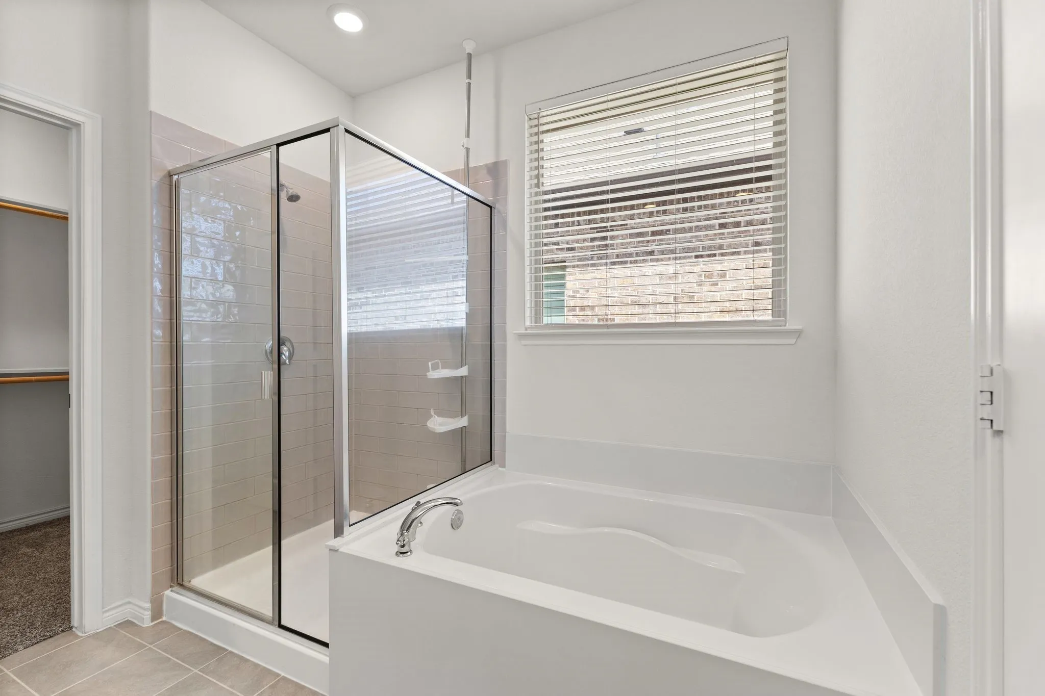 Single Family Residence For Rent in Kaufman County , 2045 Tahoka Lane, Heath, Texas 75126, 4 Bedroom, 2 Bathroom, 2 Garage spaces, 1,830 Sqft, built in 2021, mls#21379853, Real Estate Agent in Heath, Homes For Rent in Kaufman county, Homes For Rent in Heath, Realtor in Heath Texas, Real Estate Brokerage Independent Realty Texas, Luminita Cordes Realtor