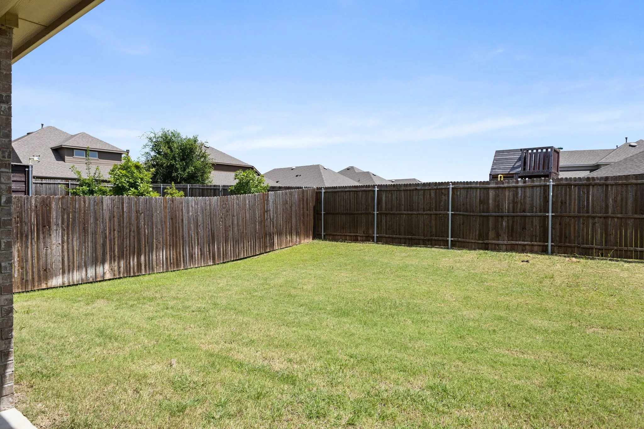 Single Family Residence For Rent in Kaufman County , 2045 Tahoka Lane, Heath, Texas 75126, 4 Bedroom, 2 Bathroom, 2 Garage spaces, 1,830 Sqft, built in 2021, mls#21379853, Real Estate Agent in Heath, Homes For Rent in Kaufman county, Homes For Rent in Heath, Realtor in Heath Texas, Real Estate Brokerage Independent Realty Texas, Luminita Cordes Realtor