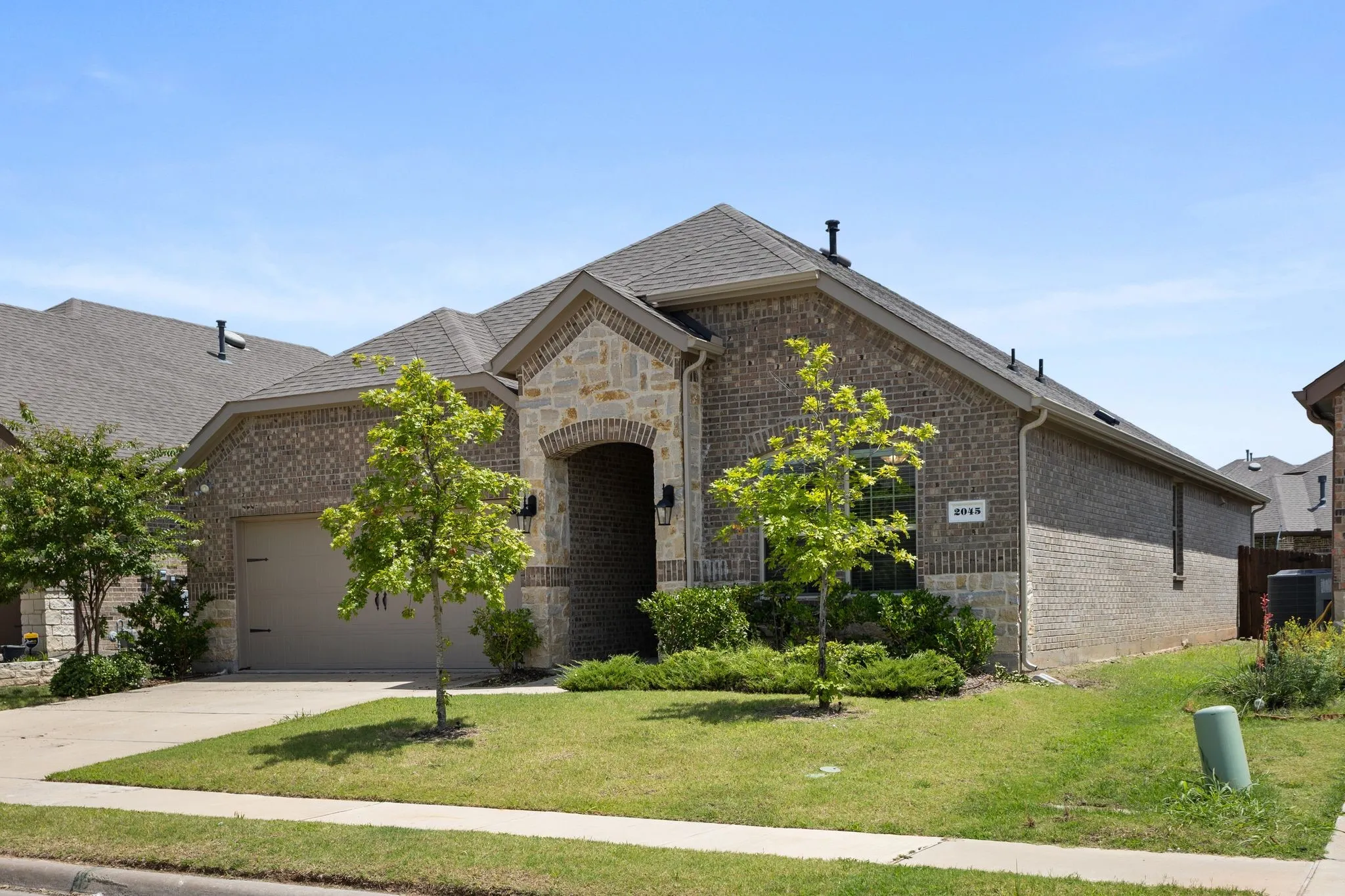Single Family Residence For Rent in Kaufman County , 2045 Tahoka Lane, Heath, Texas 75126, 4 Bedroom, 2 Bathroom, 2 Garage spaces, 1,830 Sqft, built in 2021, mls#21379853, Real Estate Agent in Heath, Homes For Rent in Kaufman county, Homes For Rent in Heath, Realtor in Heath Texas, Real Estate Brokerage Independent Realty Texas, Luminita Cordes Realtor