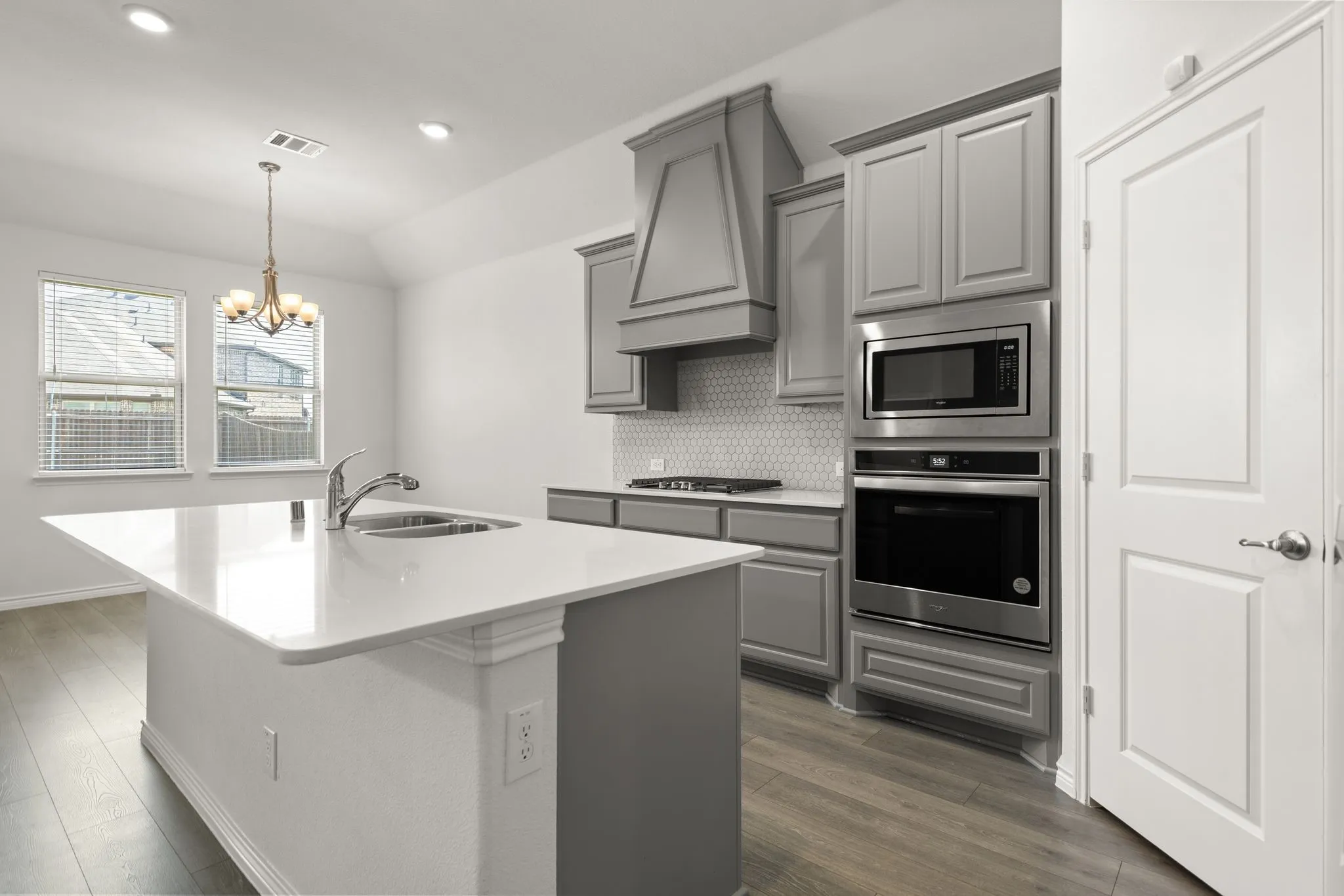 Single Family Residence For Rent in Kaufman County , 2045 Tahoka Lane, Heath, Texas 75126, 4 Bedroom, 2 Bathroom, 2 Garage spaces, 1,830 Sqft, built in 2021, mls#21379853, Real Estate Agent in Heath, Homes For Rent in Kaufman county, Homes For Rent in Heath, Realtor in Heath Texas, Real Estate Brokerage Independent Realty Texas, Luminita Cordes Realtor