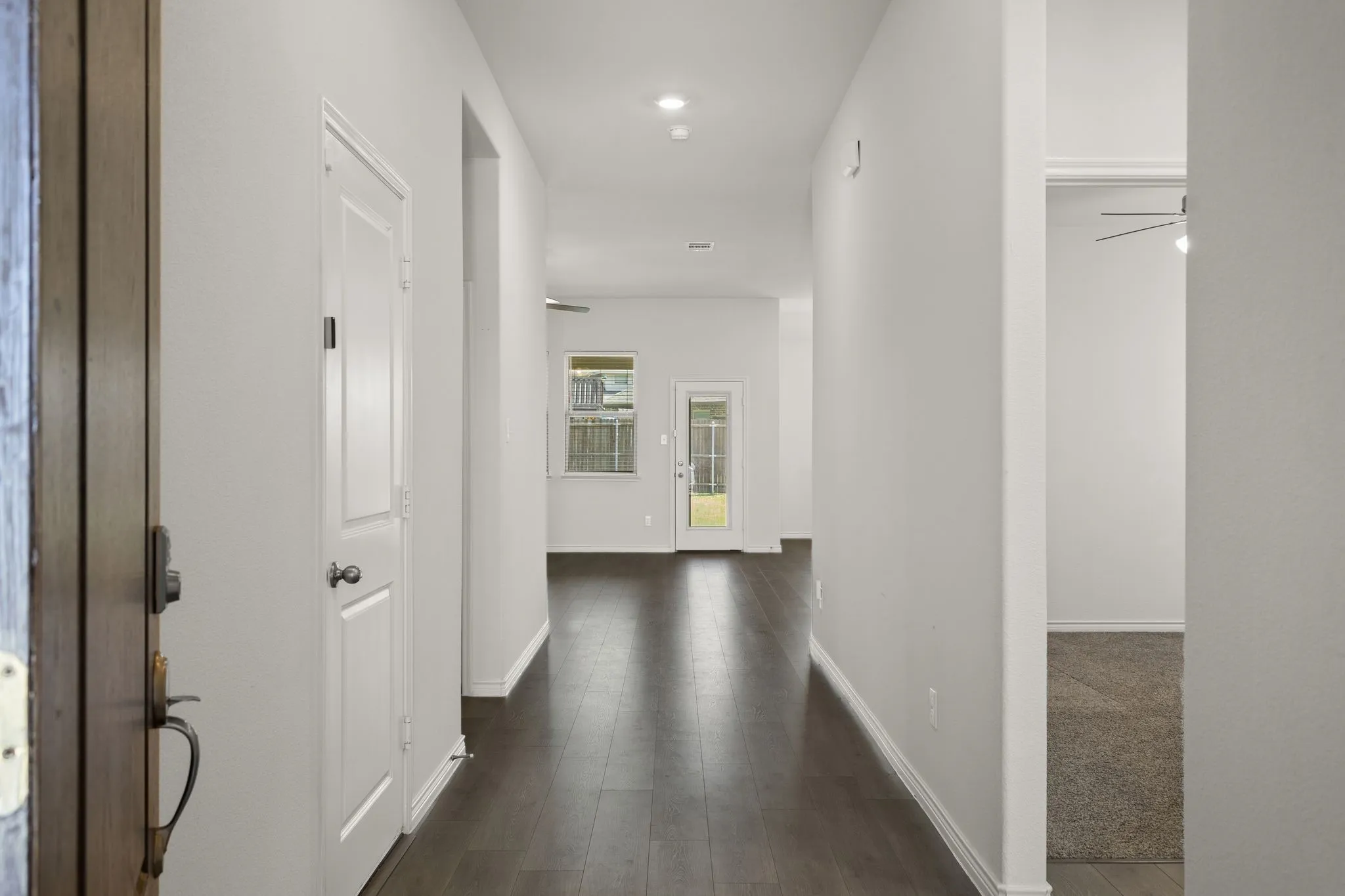 Single Family Residence For Rent in Kaufman County , 2045 Tahoka Lane, Heath, Texas 75126, 4 Bedroom, 2 Bathroom, 2 Garage spaces, 1,830 Sqft, built in 2021, mls#21379853, Real Estate Agent in Heath, Homes For Rent in Kaufman county, Homes For Rent in Heath, Realtor in Heath Texas, Real Estate Brokerage Independent Realty Texas, Luminita Cordes Realtor