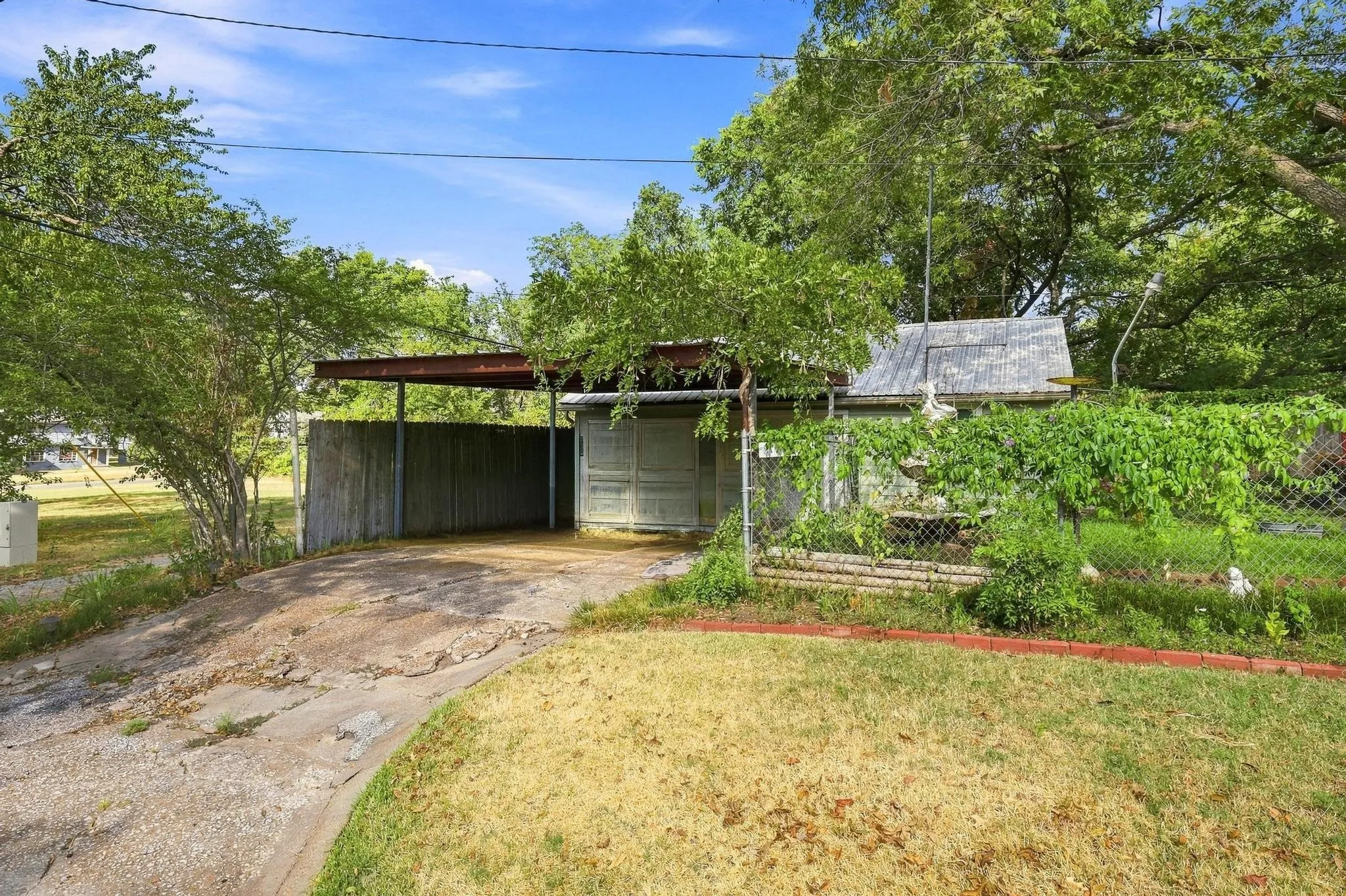 carport for additional covered parking