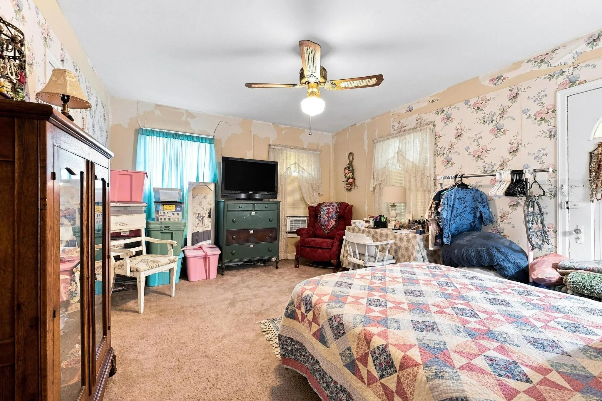 secondary room is also large