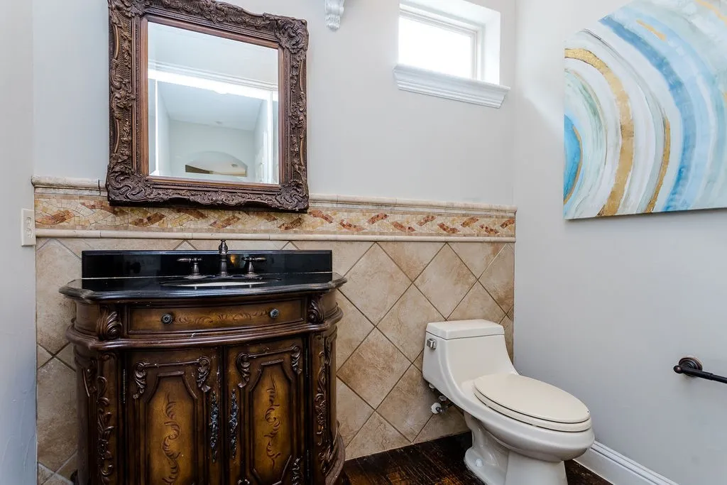 Townhouse For Rent in Dallas County , 3817 Bowser Avenue C, Dallas, Texas 75219, 3 Bedroom, 4 Bathroom, 2 Garage spaces, 2,944 Sqft, built in 2007, mls#21379856, Real Estate Agent in Dallas, Homes For Rent in Dallas county, Homes For Rent in Dallas, Realtor in Dallas Texas, Real Estate Brokerage Independent Realty Texas, Luminita Cordes Realtor