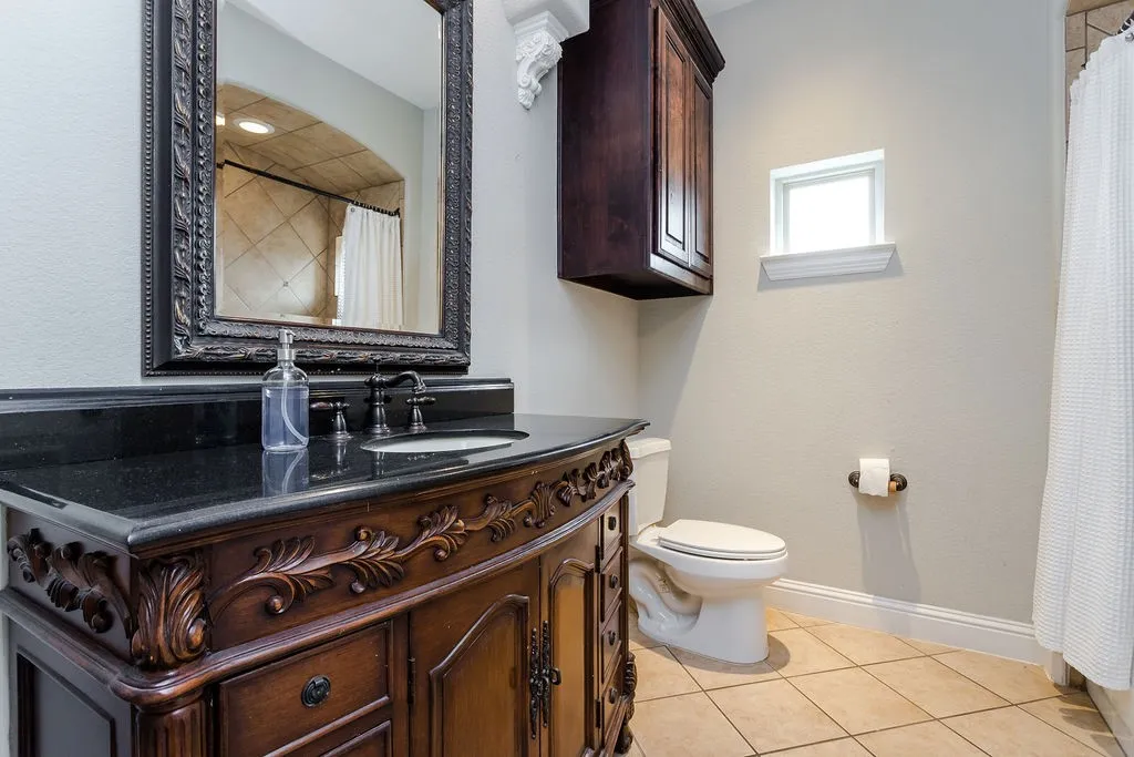 Townhouse For Rent in Dallas County , 3817 Bowser Avenue C, Dallas, Texas 75219, 3 Bedroom, 4 Bathroom, 2 Garage spaces, 2,944 Sqft, built in 2007, mls#21379856, Real Estate Agent in Dallas, Homes For Rent in Dallas county, Homes For Rent in Dallas, Realtor in Dallas Texas, Real Estate Brokerage Independent Realty Texas, Luminita Cordes Realtor