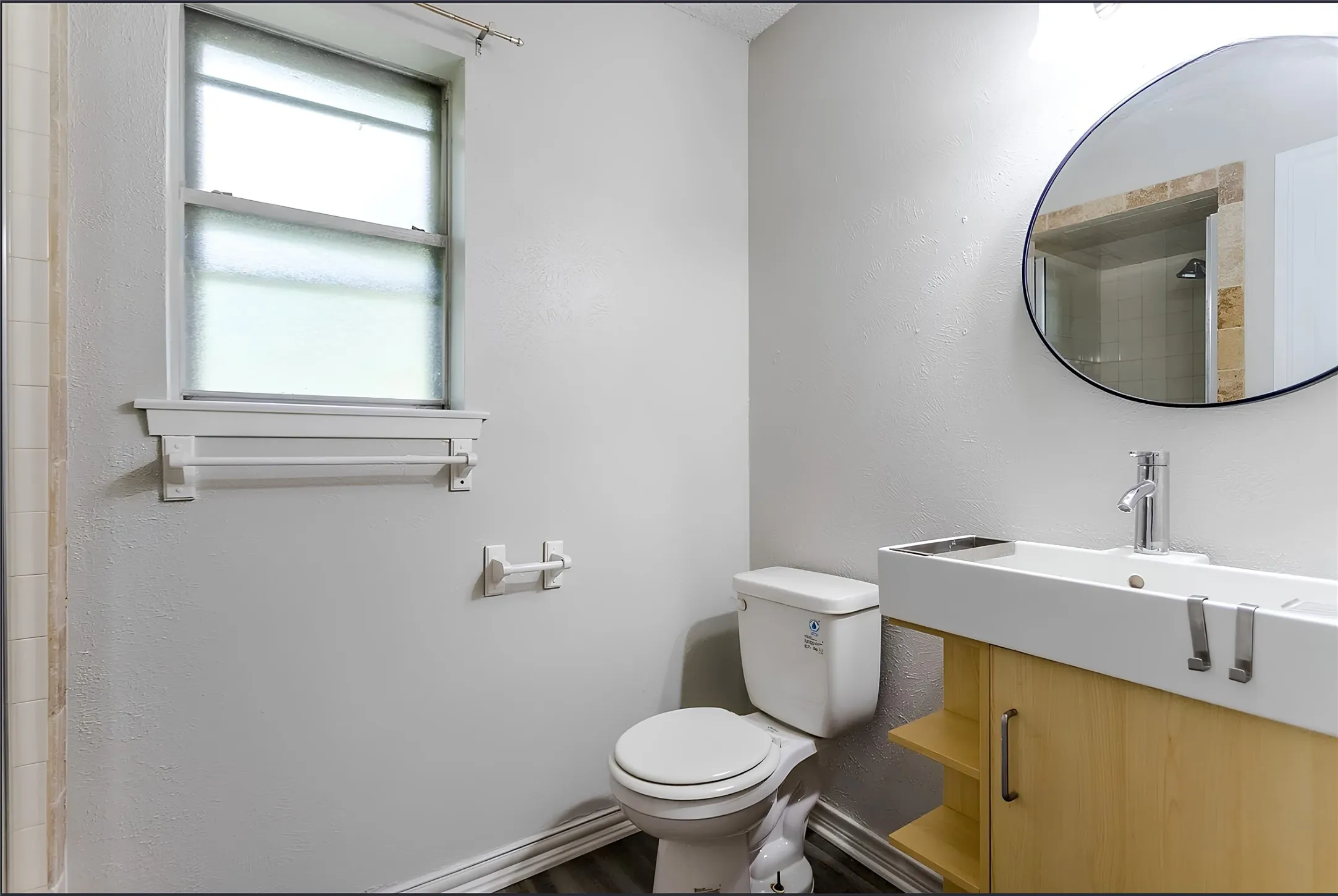Single Family Residence For Rent in Tarrant County , 2805 Mintwood Place, Arlington, Texas 76016, 3 Bedroom, 2 Bathroom, 2 Garage spaces, 1,328 Sqft, built in 1974, mls#21379861, Real Estate Agent in Arlington, Homes For Rent in Tarrant county, Homes For Rent in Arlington, Realtor in Arlington Texas, Real Estate Brokerage Independent Realty Texas, Luminita Cordes Realtor