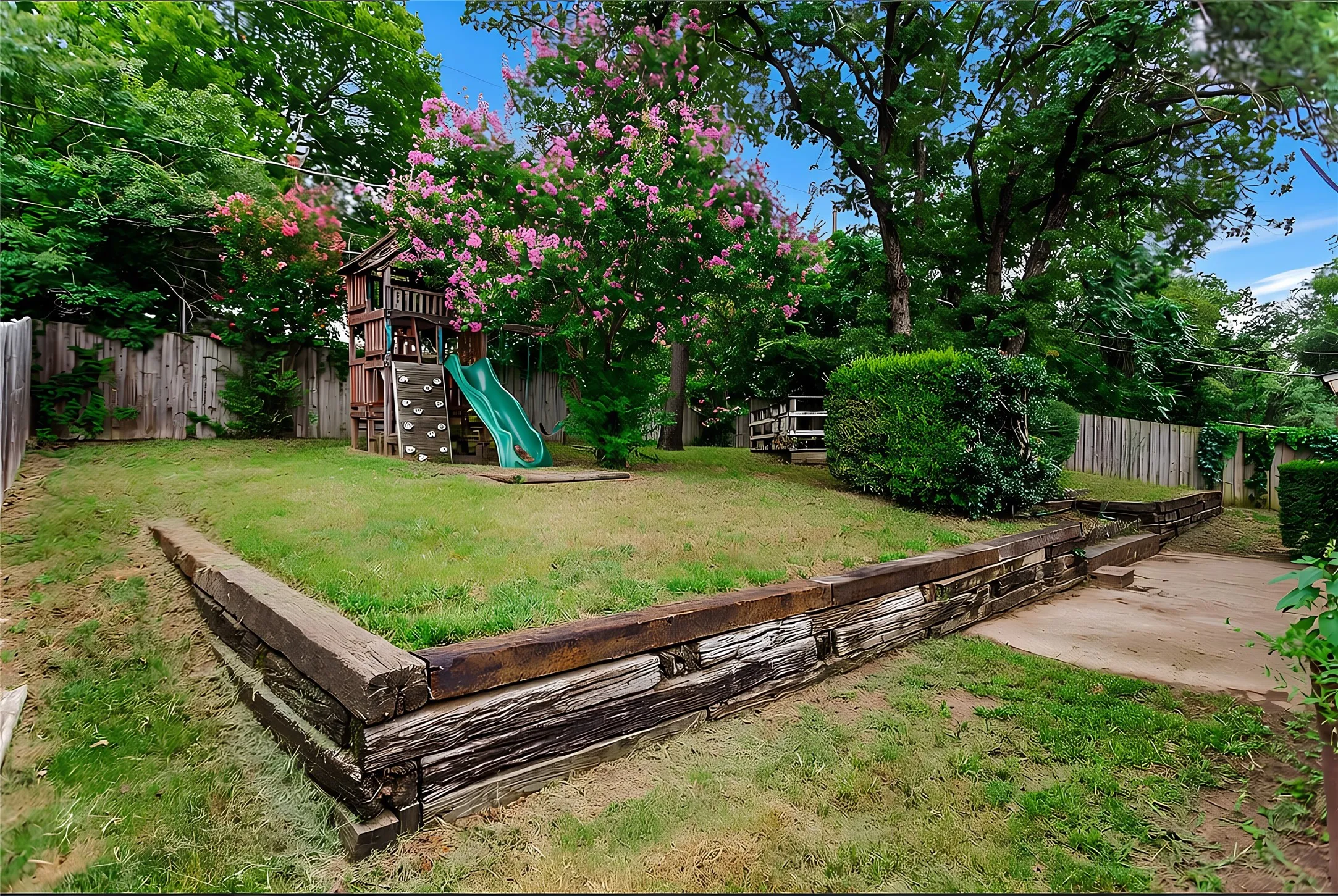 Single Family Residence For Rent in Tarrant County , 2805 Mintwood Place, Arlington, Texas 76016, 3 Bedroom, 2 Bathroom, 2 Garage spaces, 1,328 Sqft, built in 1974, mls#21379861, Real Estate Agent in Arlington, Homes For Rent in Tarrant county, Homes For Rent in Arlington, Realtor in Arlington Texas, Real Estate Brokerage Independent Realty Texas, Luminita Cordes Realtor