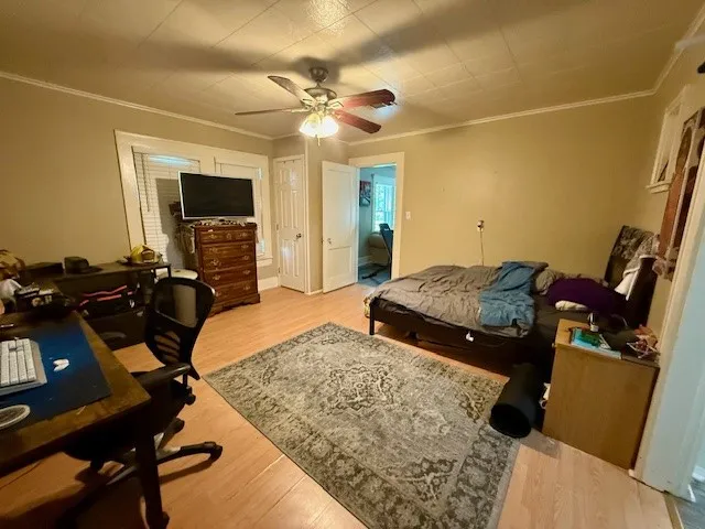 Single Family Residence For Sale in Cooke County , 322&410 E Division Street, Muenster, Texas 76252, 3 Bedroom, 2 Bathroom, Garage spaces, 1,432 Sqft, built in 1917, mls#21379858, Real Estate Agent in Muenster, Homes For Sale in Cooke county, Homes For Sale in Muenster, Realtor in Muenster Texas, Real Estate Brokerage Independent Realty Texas, Luminita Cordes Realtor