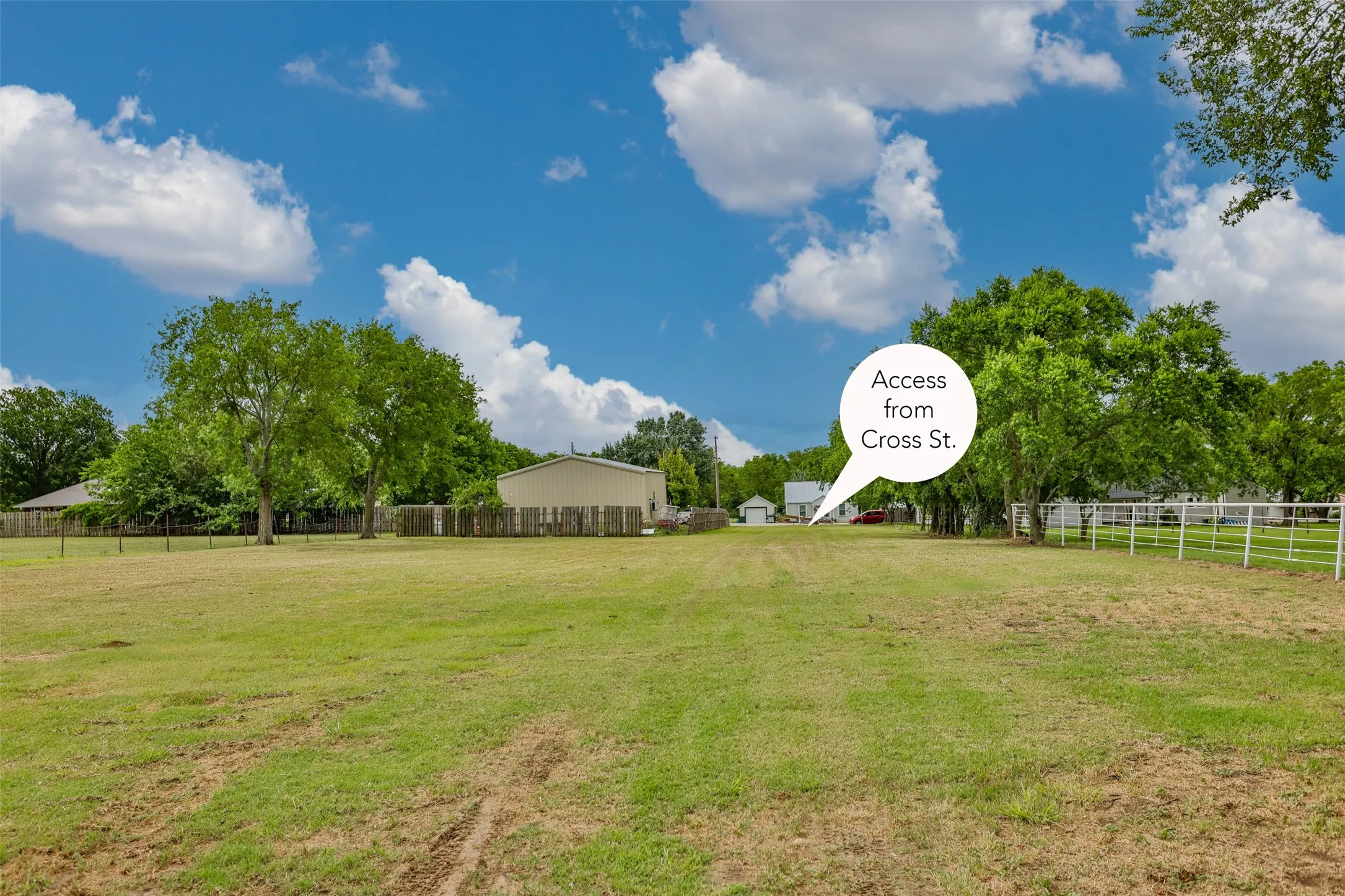 Single Family Residence For Sale in Cooke County , 322&410 E Division Street, Muenster, Texas 76252, 3 Bedroom, 2 Bathroom, Garage spaces, 1,432 Sqft, built in 1917, mls#21379858, Real Estate Agent in Muenster, Homes For Sale in Cooke county, Homes For Sale in Muenster, Realtor in Muenster Texas, Real Estate Brokerage Independent Realty Texas, Luminita Cordes Realtor