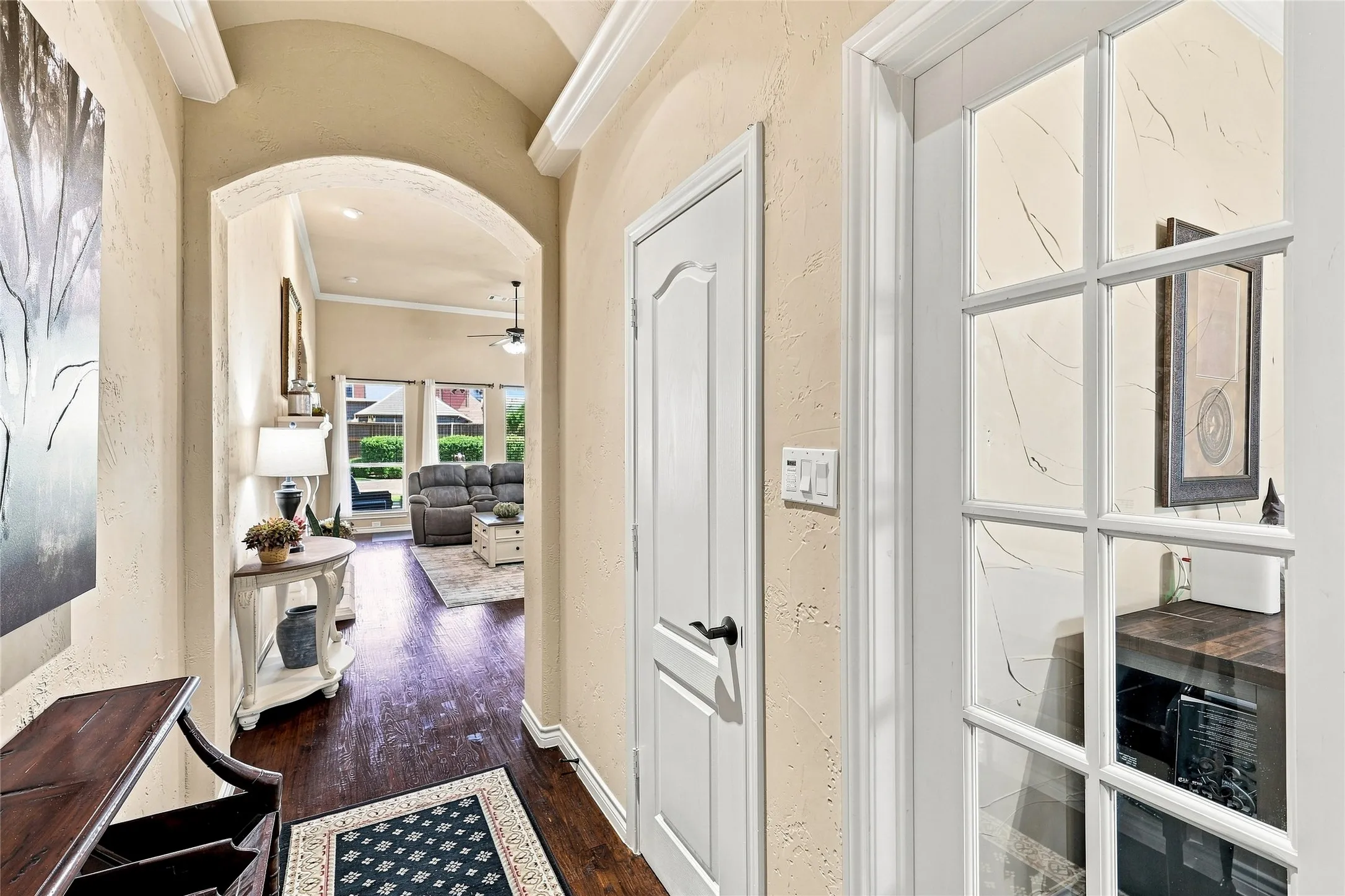 Single Family Residence For Sale in Tarrant County , 9600 Cholla Cactus Trail, Fort Worth, Texas 76177, 3 Bedroom, 2 Bathroom, 3 Garage spaces, 2,160 Sqft, built in 2008, mls#21379527, Real Estate Agent in Fort Worth, Homes For Sale in Tarrant county, Homes For Sale in Fort Worth, Realtor in Fort Worth Texas, Real Estate Brokerage Independent Realty Texas, Luminita Cordes Realtor