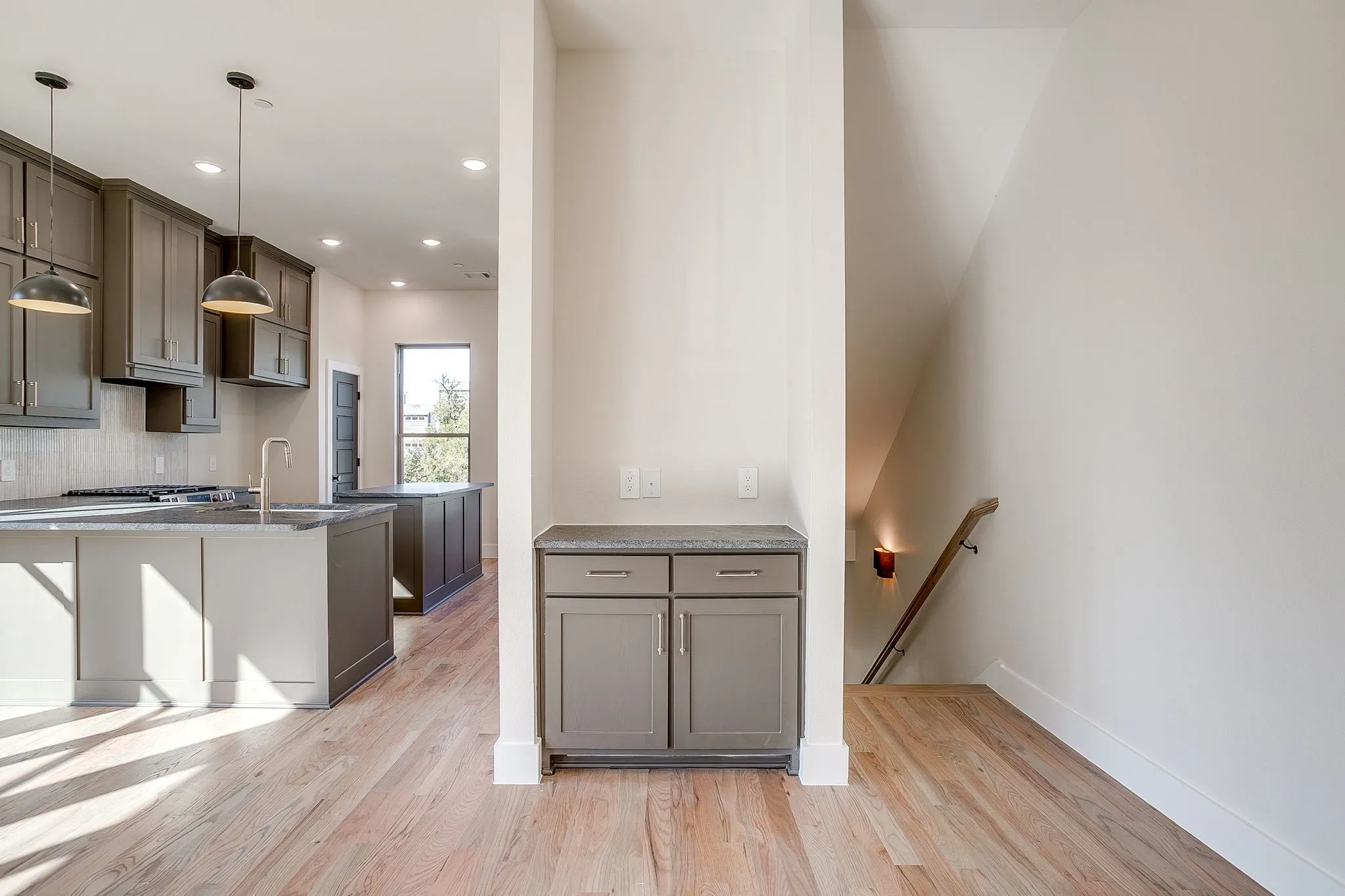 Condominium For Rent in Tarrant County , 2824 Weisenberger Street 106, Fort Worth, Texas 76107, 2 Bedroom, 3 Bathroom, 2 Garage spaces, 1,628 Sqft, built in 2025, mls#21379871, Real Estate Agent in Fort Worth, Homes For Rent in Tarrant county, Homes For Rent in Fort Worth, Realtor in Fort Worth Texas, Real Estate Brokerage Independent Realty Texas, Luminita Cordes Realtor