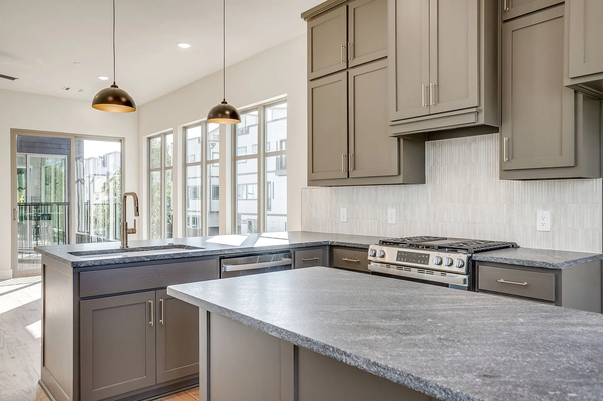 Condominium For Rent in Tarrant County , 2824 Weisenberger Street 106, Fort Worth, Texas 76107, 2 Bedroom, 3 Bathroom, 2 Garage spaces, 1,628 Sqft, built in 2025, mls#21379871, Real Estate Agent in Fort Worth, Homes For Rent in Tarrant county, Homes For Rent in Fort Worth, Realtor in Fort Worth Texas, Real Estate Brokerage Independent Realty Texas, Luminita Cordes Realtor