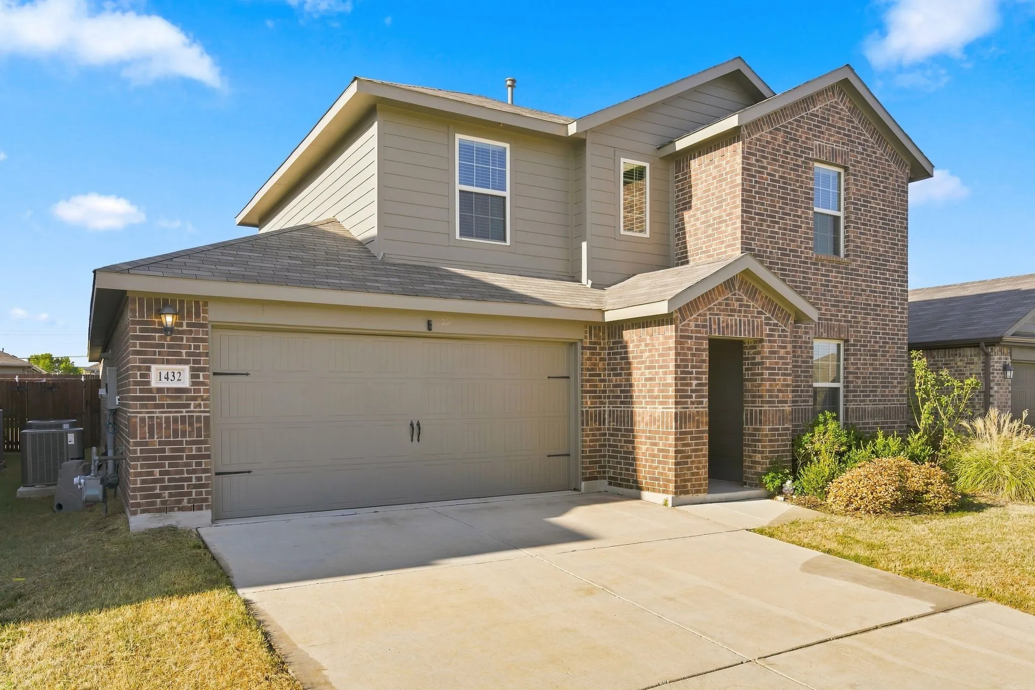 Single Family Residence For Sale in Denton County , 1432 Briar Hill Drive, Denton, Texas 76207, 4 Bedroom, 3 Bathroom, 2 Garage spaces, 2,320 Sqft, built in 2024, mls#21376589, Real Estate Agent in Denton, Homes For Sale in Denton county, Homes For Sale in Denton, Realtor in Denton Texas, Real Estate Brokerage Independent Realty Texas, Luminita Cordes Realtor