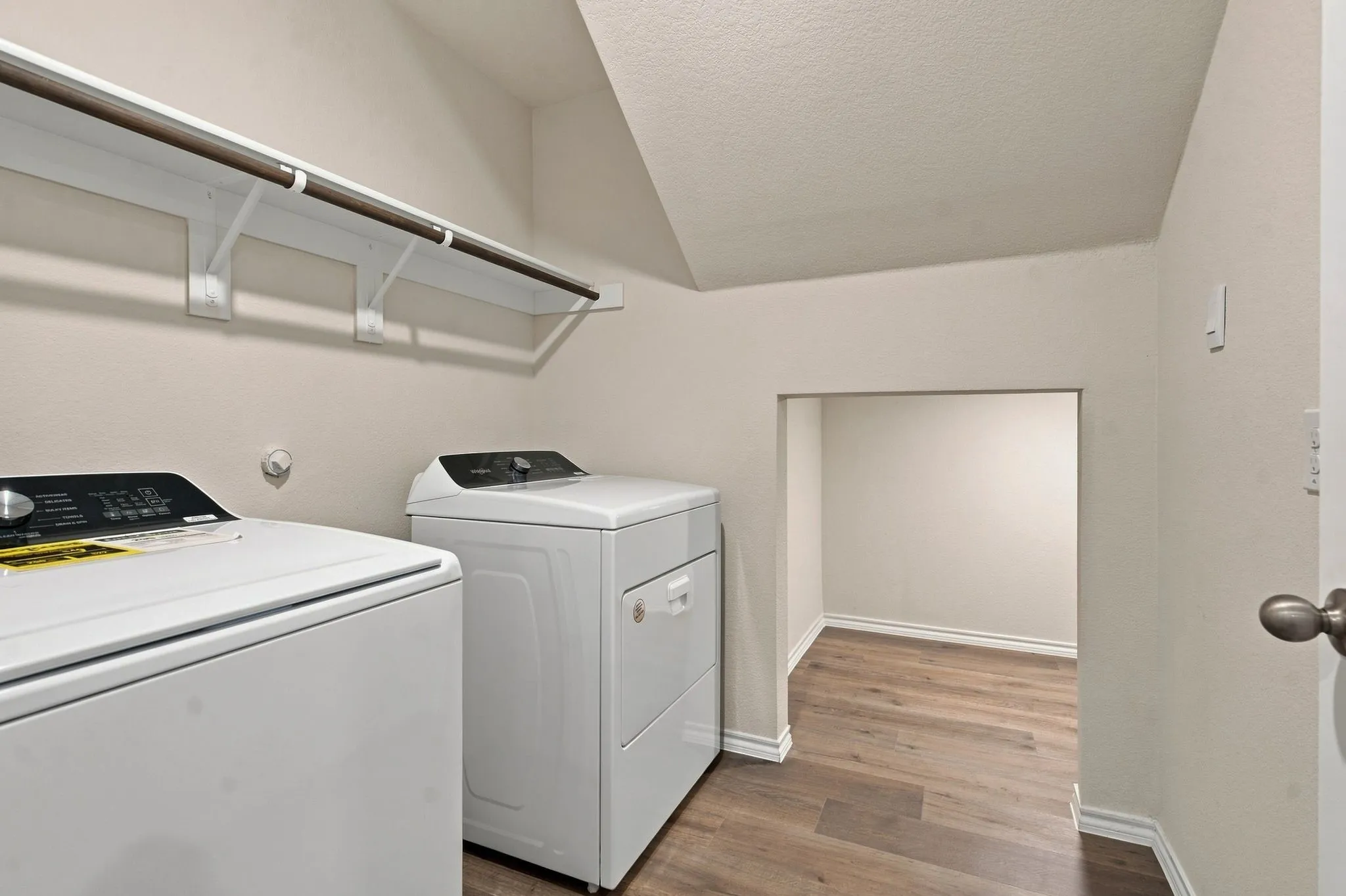 Single Family Residence For Sale in Denton County , 1432 Briar Hill Drive, Denton, Texas 76207, 4 Bedroom, 3 Bathroom, 2 Garage spaces, 2,320 Sqft, built in 2024, mls#21376589, Real Estate Agent in Denton, Homes For Sale in Denton county, Homes For Sale in Denton, Realtor in Denton Texas, Real Estate Brokerage Independent Realty Texas, Luminita Cordes Realtor