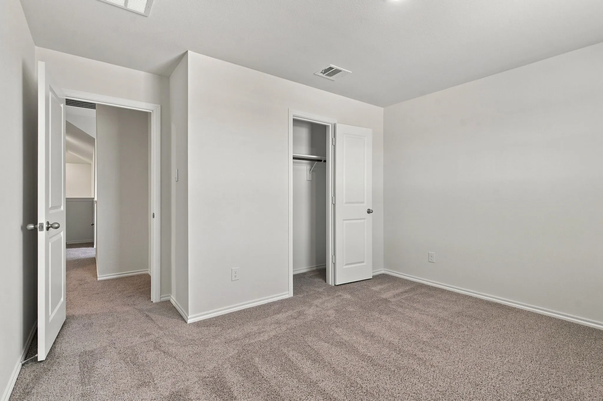 Single Family Residence For Sale in Denton County , 1432 Briar Hill Drive, Denton, Texas 76207, 4 Bedroom, 3 Bathroom, 2 Garage spaces, 2,320 Sqft, built in 2024, mls#21376589, Real Estate Agent in Denton, Homes For Sale in Denton county, Homes For Sale in Denton, Realtor in Denton Texas, Real Estate Brokerage Independent Realty Texas, Luminita Cordes Realtor