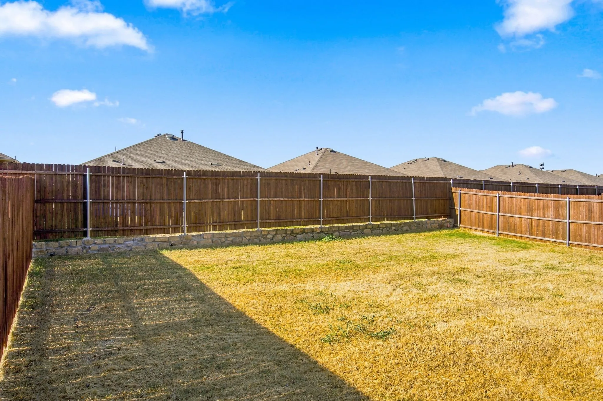 Single Family Residence For Sale in Denton County , 1432 Briar Hill Drive, Denton, Texas 76207, 4 Bedroom, 3 Bathroom, 2 Garage spaces, 2,320 Sqft, built in 2024, mls#21376589, Real Estate Agent in Denton, Homes For Sale in Denton county, Homes For Sale in Denton, Realtor in Denton Texas, Real Estate Brokerage Independent Realty Texas, Luminita Cordes Realtor