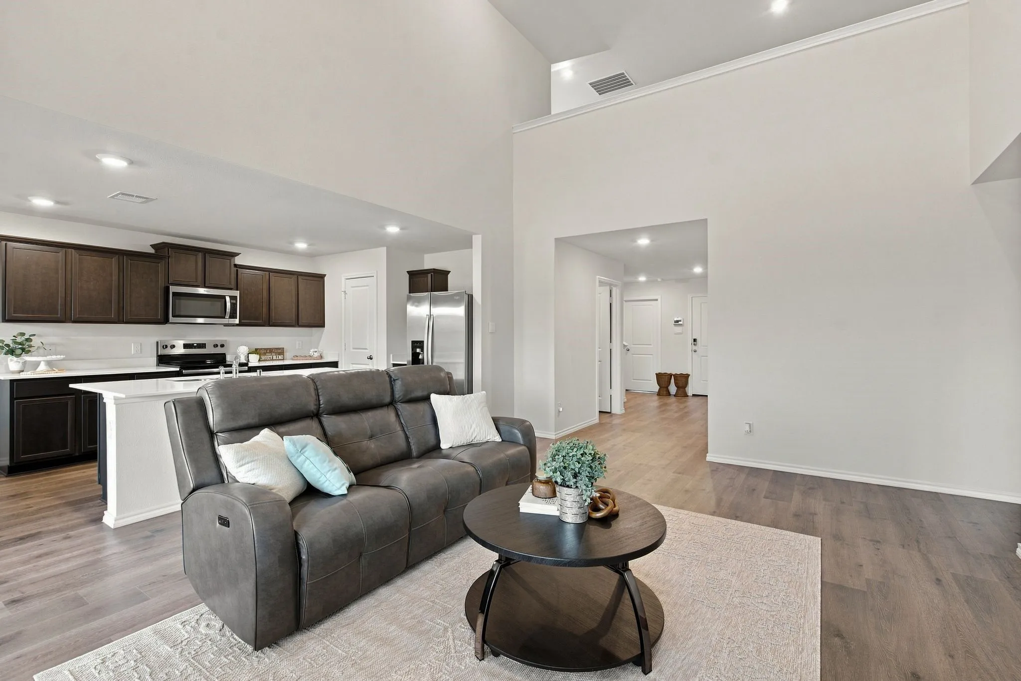 Single Family Residence For Sale in Denton County , 1432 Briar Hill Drive, Denton, Texas 76207, 4 Bedroom, 3 Bathroom, 2 Garage spaces, 2,320 Sqft, built in 2024, mls#21376589, Real Estate Agent in Denton, Homes For Sale in Denton county, Homes For Sale in Denton, Realtor in Denton Texas, Real Estate Brokerage Independent Realty Texas, Luminita Cordes Realtor