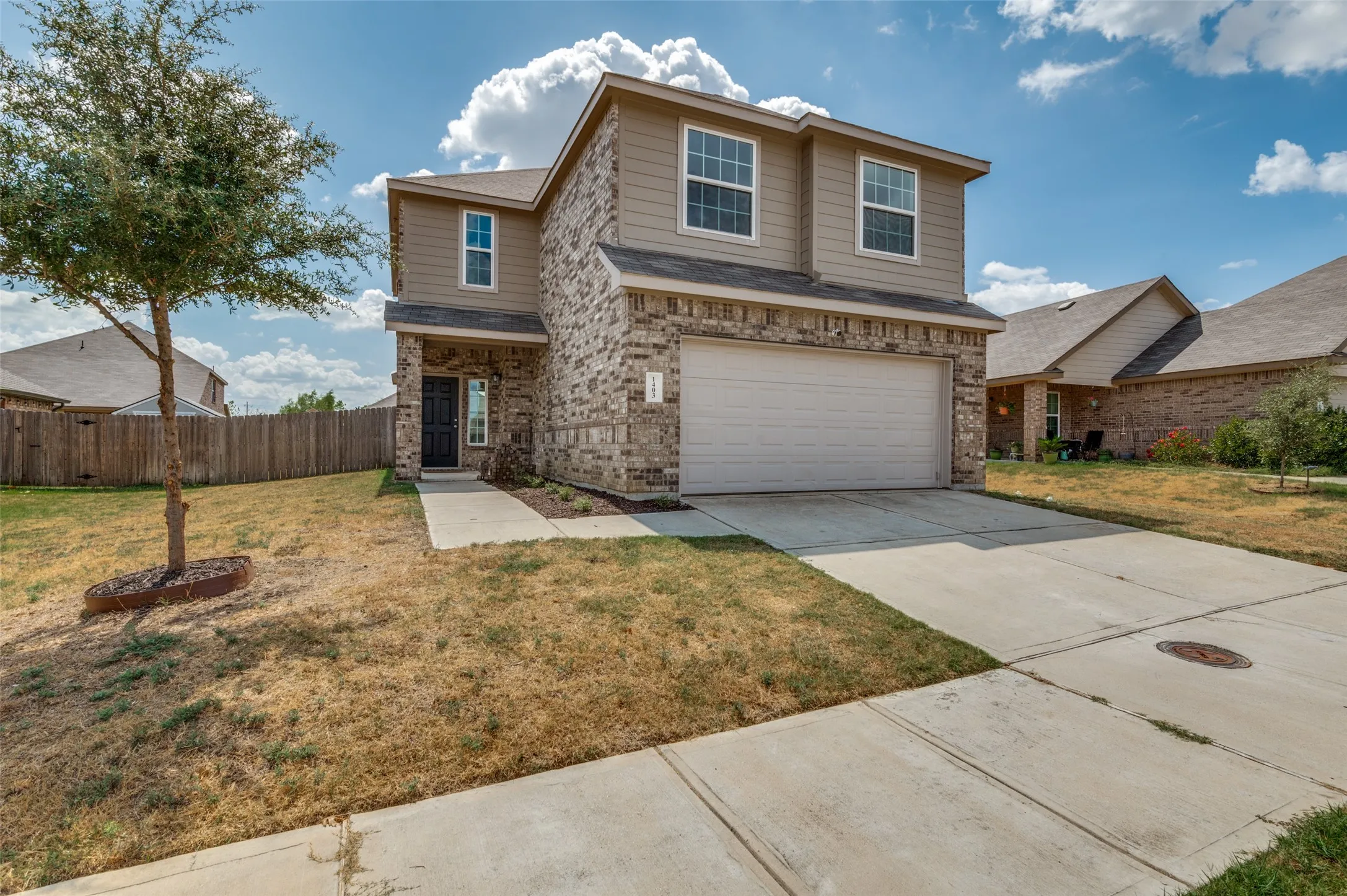 Single Family Residence For Sale in Ellis County , 1403 Kinglet Drive, Ennis, Texas 75119, 4 Bedroom, 3 Bathroom, 2 Garage spaces, 2,104 Sqft, built in 2020, mls#21379883, Real Estate Agent in Ennis, Homes For Sale in Ellis county, Homes For Sale in Ennis, Realtor in Ennis Texas, Real Estate Brokerage Independent Realty Texas, Luminita Cordes Realtor