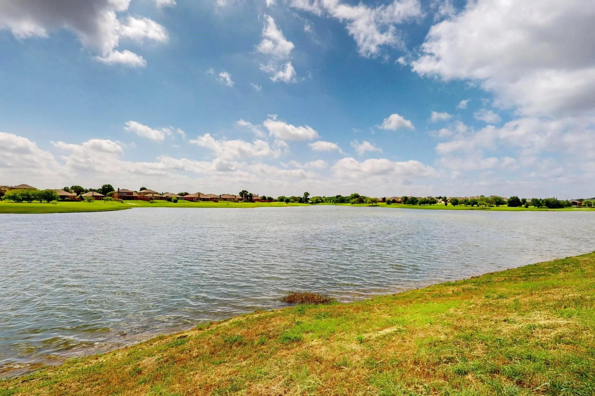 Single Family Residence For Rent in Denton County , 621 Big Horn Road, Aubrey, Texas 76227, 3 Bedroom, 3 Bathroom, 2 Garage spaces, 1,888 Sqft, built in 2016, mls#21379890, Real Estate Agent in Aubrey, Homes For Rent in Denton county, Homes For Rent in Aubrey, Realtor in Aubrey Texas, Real Estate Brokerage Independent Realty Texas, Luminita Cordes Realtor