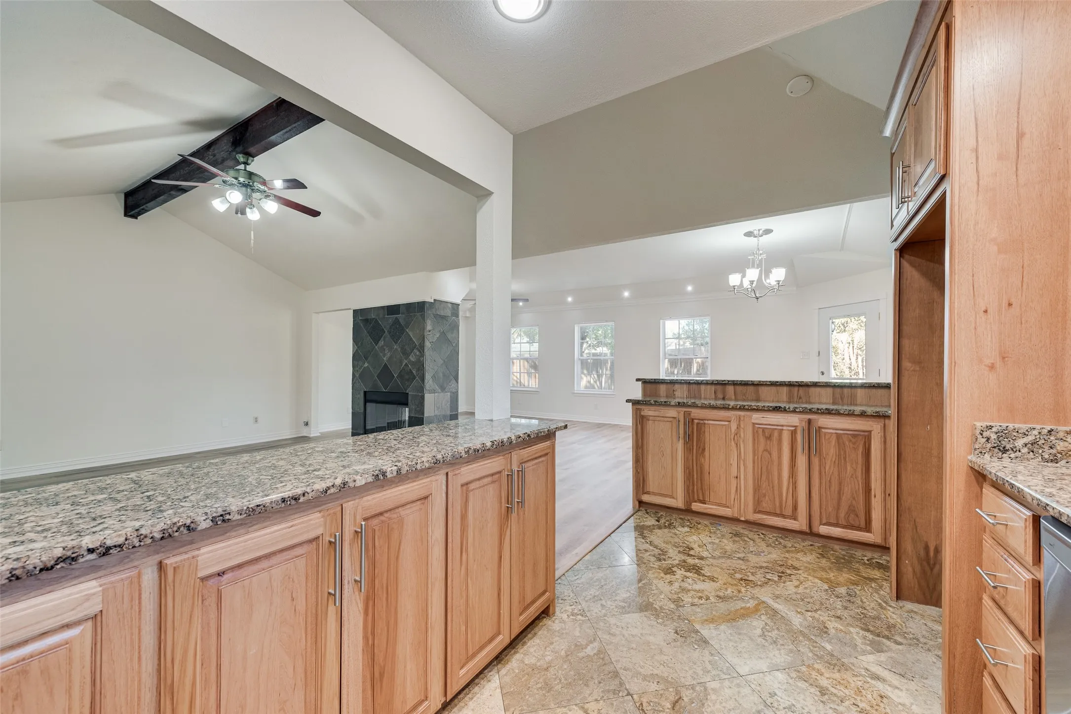 Single Family Residence For Rent in Tarrant County , 9 Atlanta Court, Mansfield, Texas 76063, 4 Bedroom, 3 Bathroom, 2 Garage spaces, 2,243 Sqft, built in 1987, mls#21379289, Real Estate Agent in Mansfield, Homes For Rent in Tarrant county, Homes For Rent in Mansfield, Realtor in Mansfield Texas, Real Estate Brokerage Independent Realty Texas, Luminita Cordes Realtor