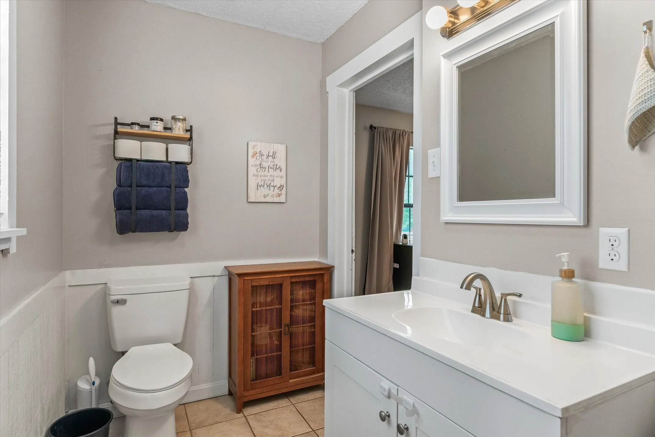 Single Family Residence For Sale in Smith County , 13379 County Road 3140, Tyler, Texas 75706, 3 Bedroom, 2 Bathroom, 1 Garage spaces, 1,560 Sqft, built in 1987, mls#21379889, Real Estate Agent in Tyler, Homes For Sale in Smith county, Homes For Sale in Tyler, Realtor in Tyler Texas, Real Estate Brokerage Independent Realty Texas, Luminita Cordes Realtor