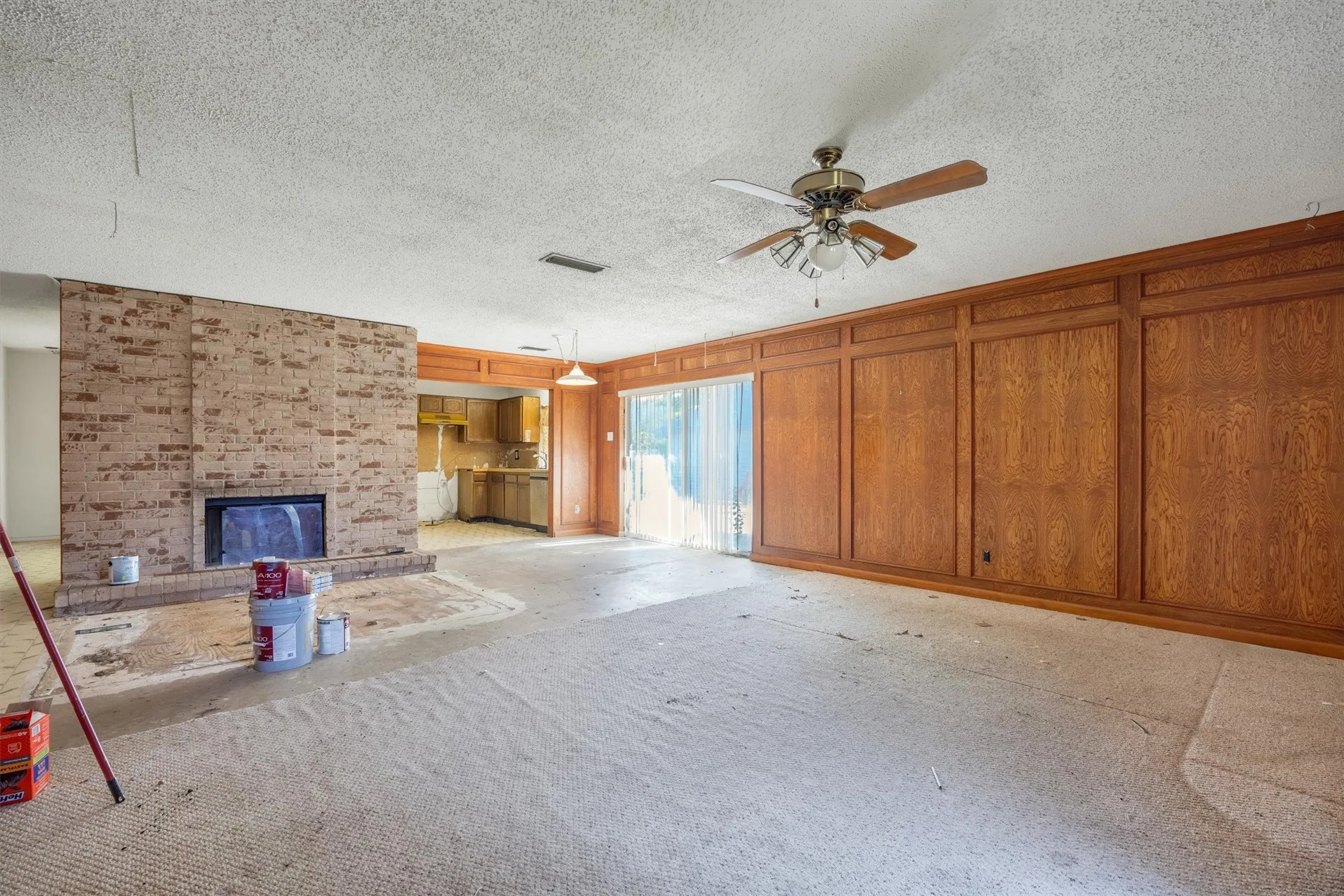 Single Family Residence For Sale in Collin County , 3005 Lemmontree Lane, Plano, Texas 75074, 3 Bedroom, 2 Bathroom, 2 Garage spaces, 1,528 Sqft, built in 1976, mls#21373265, Real Estate Agent in Plano, Homes For Sale in Collin county, Homes For Sale in Plano, Realtor in Plano Texas, Real Estate Brokerage Independent Realty Texas, Luminita Cordes Realtor
