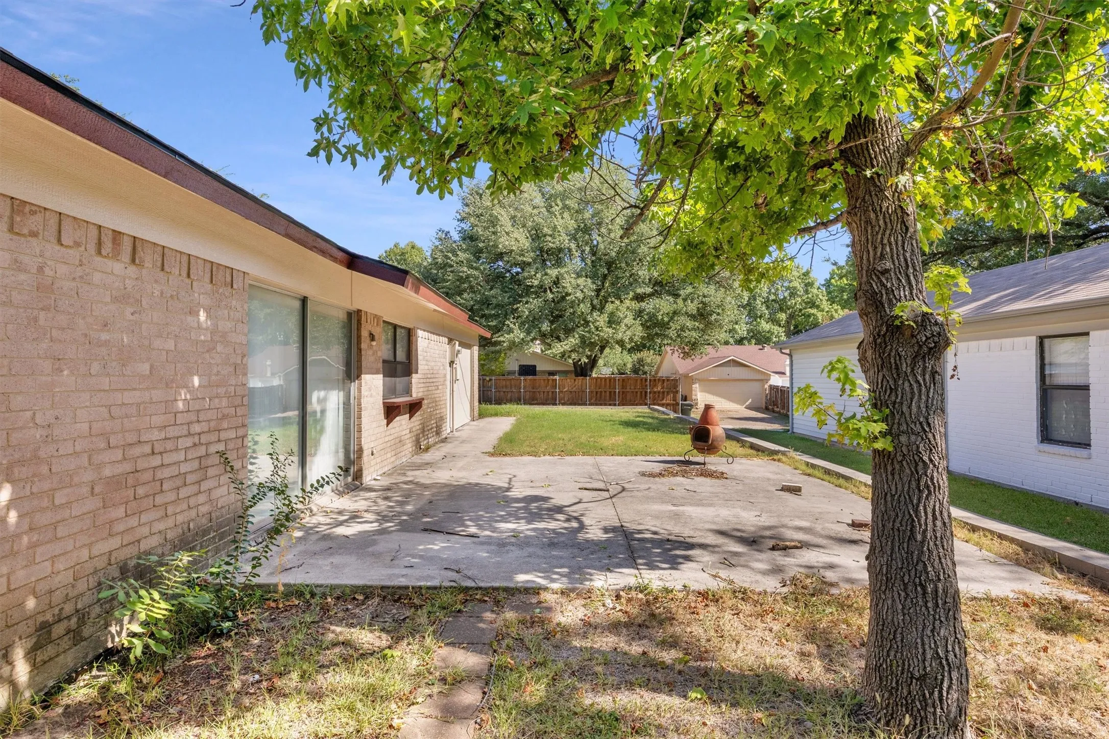 Single Family Residence For Sale in Collin County , 3005 Lemmontree Lane, Plano, Texas 75074, 3 Bedroom, 2 Bathroom, 2 Garage spaces, 1,528 Sqft, built in 1976, mls#21373265, Real Estate Agent in Plano, Homes For Sale in Collin county, Homes For Sale in Plano, Realtor in Plano Texas, Real Estate Brokerage Independent Realty Texas, Luminita Cordes Realtor