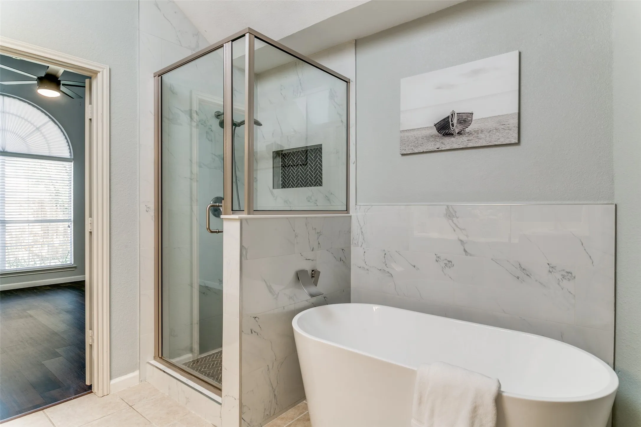 Anyone for a relaxing soak in the stylish freestanding tub?