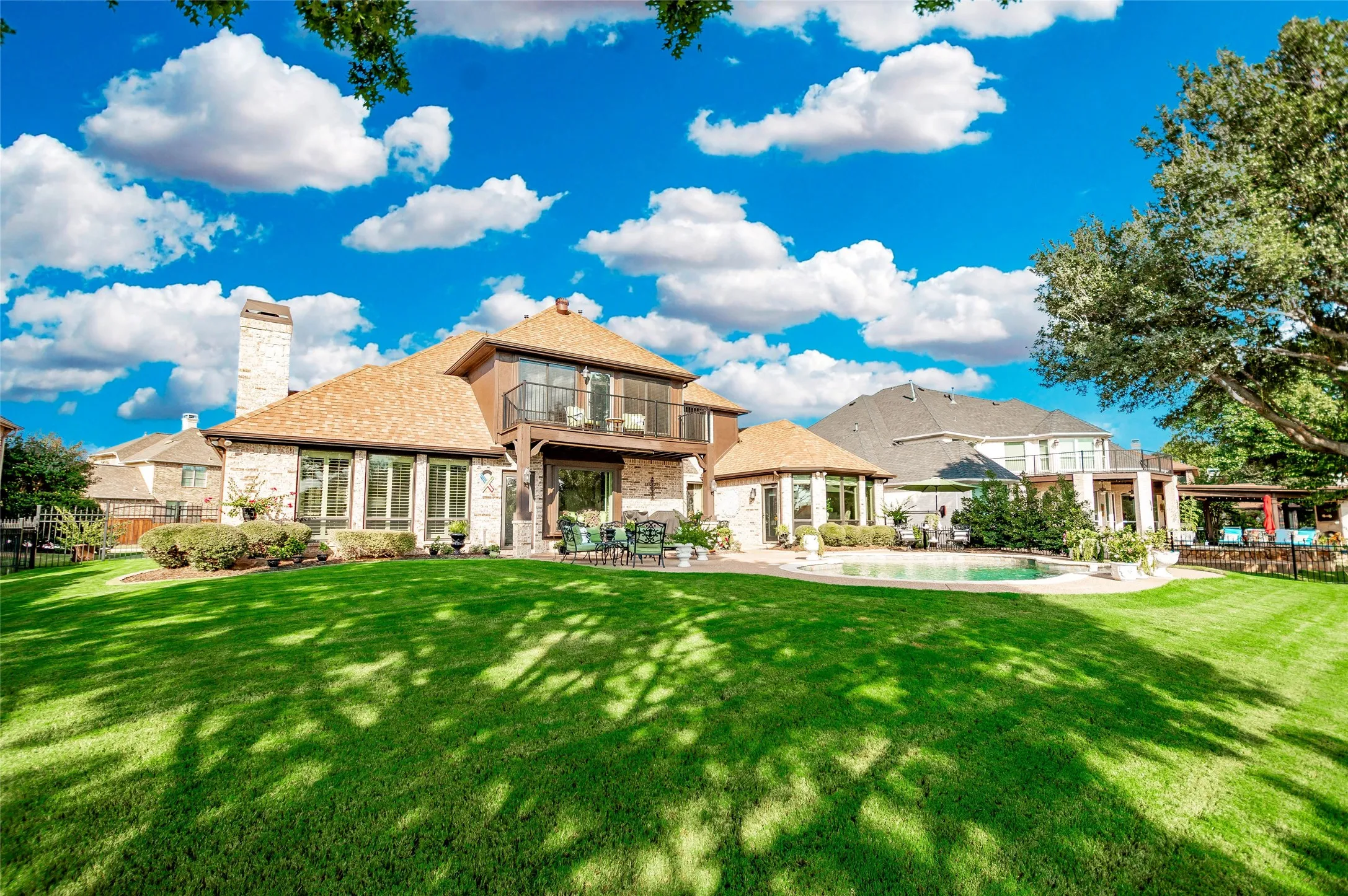 Single Family Residence For Sale in Denton County , 4805 Rangewood Drive, Flower Mound, Texas 75028, 4 Bedroom, 4 Bathroom, 3 Garage spaces, 3,591 Sqft, built in 2001, mls#21379912, Real Estate Agent in Flower Mound, Homes For Sale in Denton county, Homes For Sale in Flower Mound, Realtor in Flower Mound Texas, Real Estate Brokerage Independent Realty Texas, Luminita Cordes Realtor