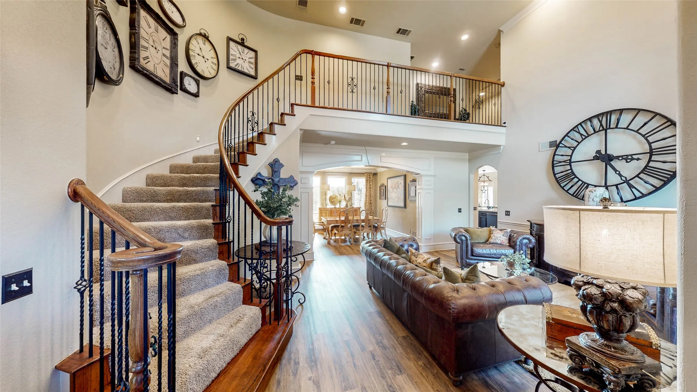 Single Family Residence For Sale in Denton County , 4805 Rangewood Drive, Flower Mound, Texas 75028, 4 Bedroom, 4 Bathroom, 3 Garage spaces, 3,591 Sqft, built in 2001, mls#21379912, Real Estate Agent in Flower Mound, Homes For Sale in Denton county, Homes For Sale in Flower Mound, Realtor in Flower Mound Texas, Real Estate Brokerage Independent Realty Texas, Luminita Cordes Realtor