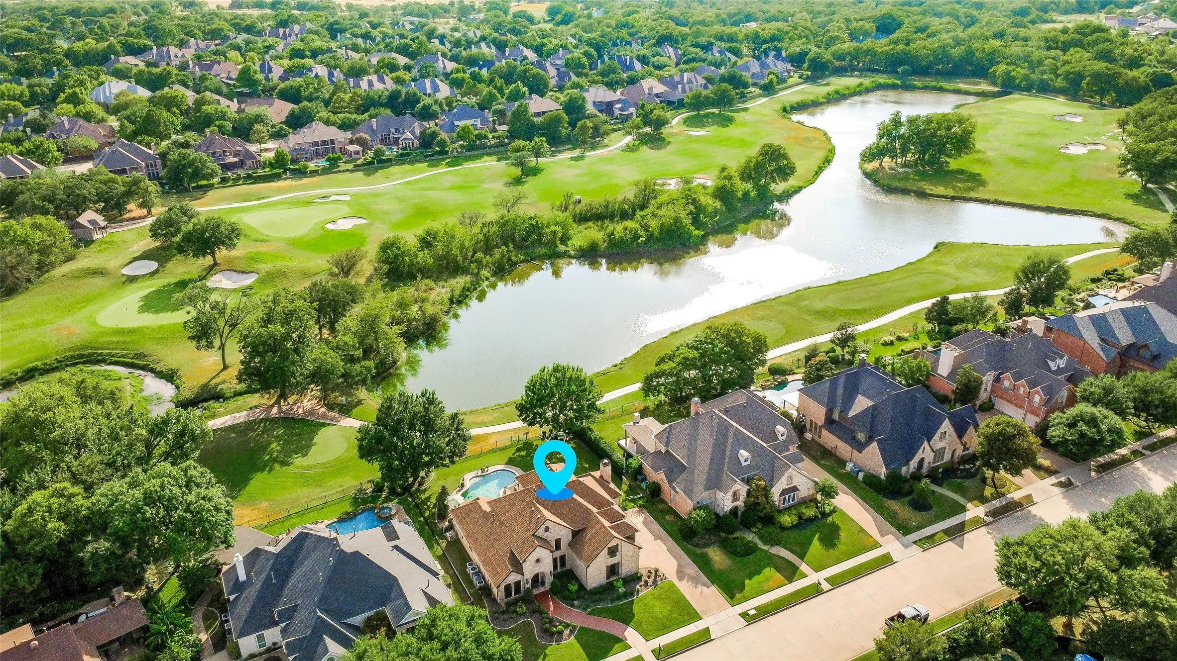 Single Family Residence For Sale in Denton County , 4805 Rangewood Drive, Flower Mound, Texas 75028, 4 Bedroom, 4 Bathroom, 3 Garage spaces, 3,591 Sqft, built in 2001, mls#21379912, Real Estate Agent in Flower Mound, Homes For Sale in Denton county, Homes For Sale in Flower Mound, Realtor in Flower Mound Texas, Real Estate Brokerage Independent Realty Texas, Luminita Cordes Realtor
