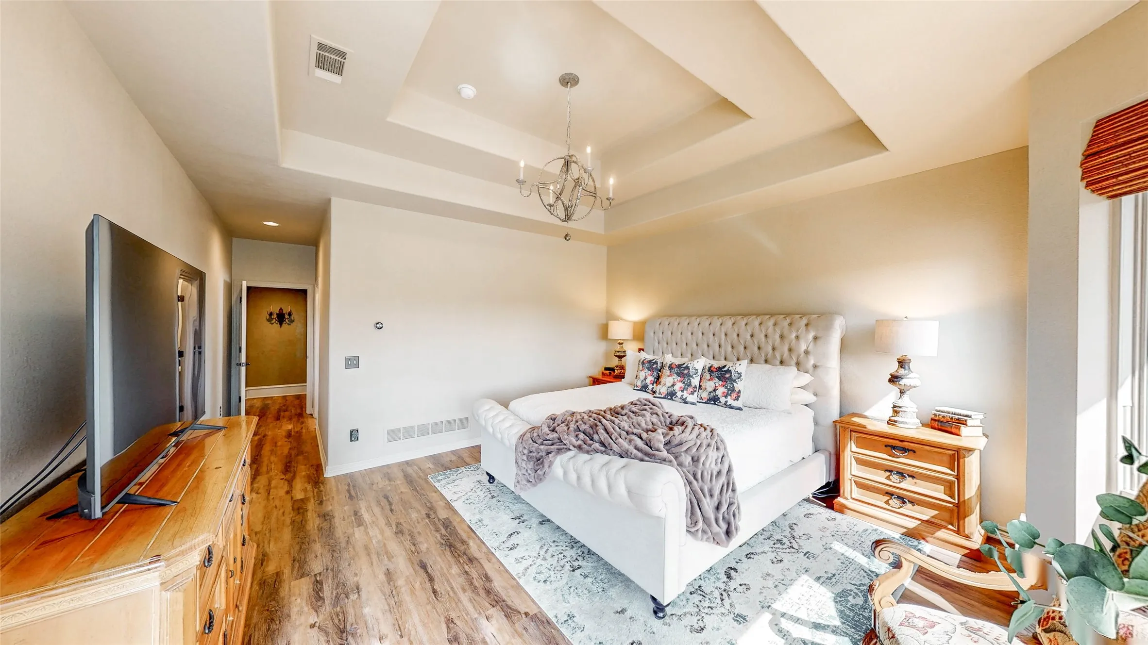 Single Family Residence For Sale in Denton County , 4805 Rangewood Drive, Flower Mound, Texas 75028, 4 Bedroom, 4 Bathroom, 3 Garage spaces, 3,591 Sqft, built in 2001, mls#21379912, Real Estate Agent in Flower Mound, Homes For Sale in Denton county, Homes For Sale in Flower Mound, Realtor in Flower Mound Texas, Real Estate Brokerage Independent Realty Texas, Luminita Cordes Realtor