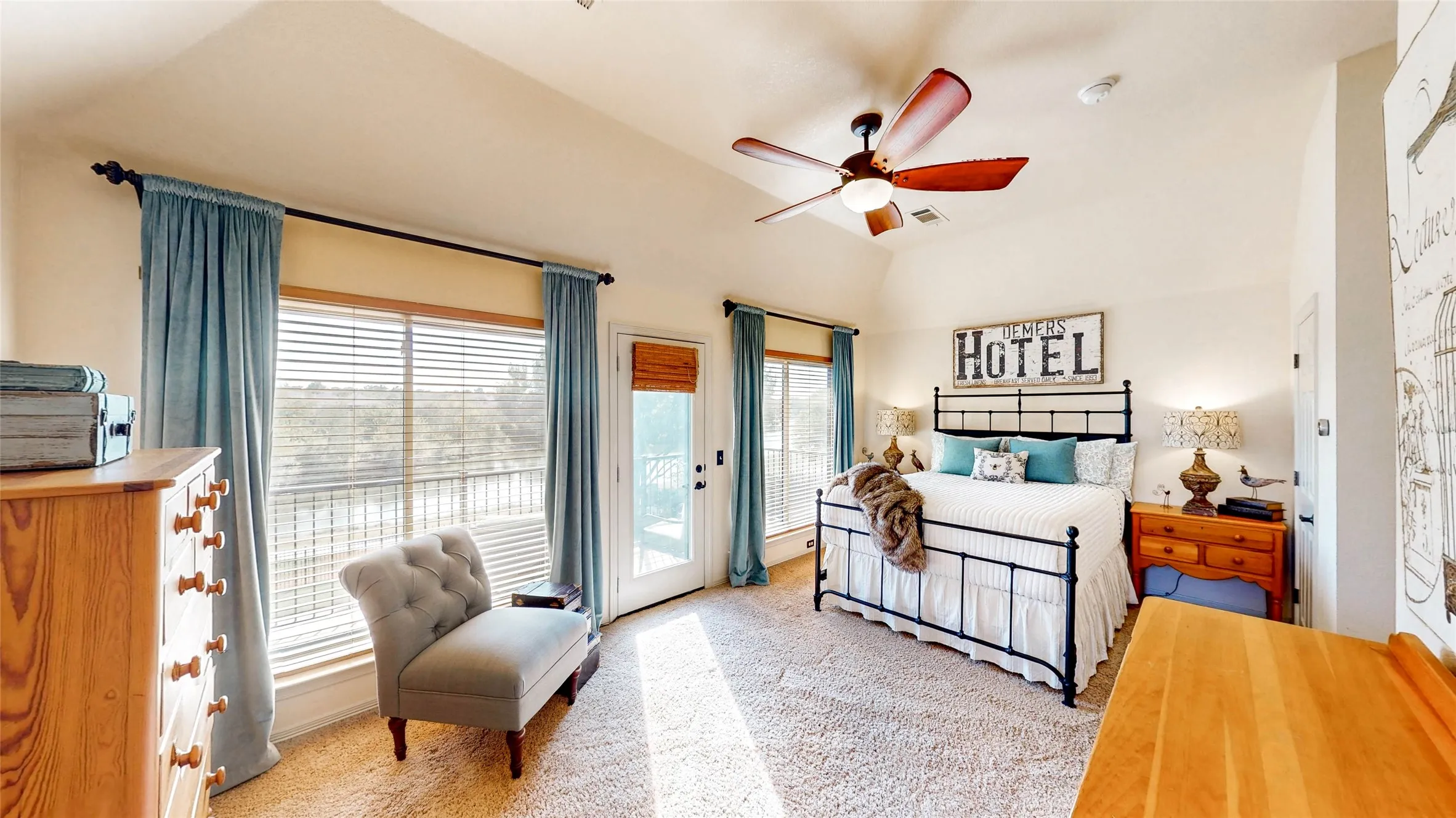 Single Family Residence For Sale in Denton County , 4805 Rangewood Drive, Flower Mound, Texas 75028, 4 Bedroom, 4 Bathroom, 3 Garage spaces, 3,591 Sqft, built in 2001, mls#21379912, Real Estate Agent in Flower Mound, Homes For Sale in Denton county, Homes For Sale in Flower Mound, Realtor in Flower Mound Texas, Real Estate Brokerage Independent Realty Texas, Luminita Cordes Realtor