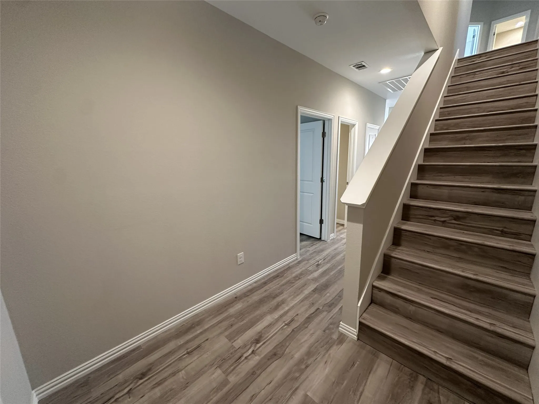 Single Family Residence For Rent in Hunt County , 1613 Buchanan Drive, Greenville, Texas 75401, 4 Bedroom, 3 Bathroom, 2 Garage spaces, 2,110 Sqft, built in 2023, mls#21366868, Real Estate Agent in Greenville, Homes For Rent in Hunt county, Homes For Rent in Greenville, Realtor in Greenville Texas, Real Estate Brokerage Independent Realty Texas, Luminita Cordes Realtor