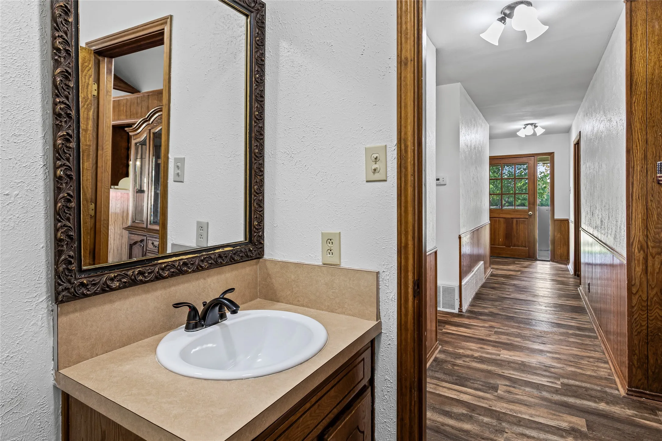 1/2 bath off living room
