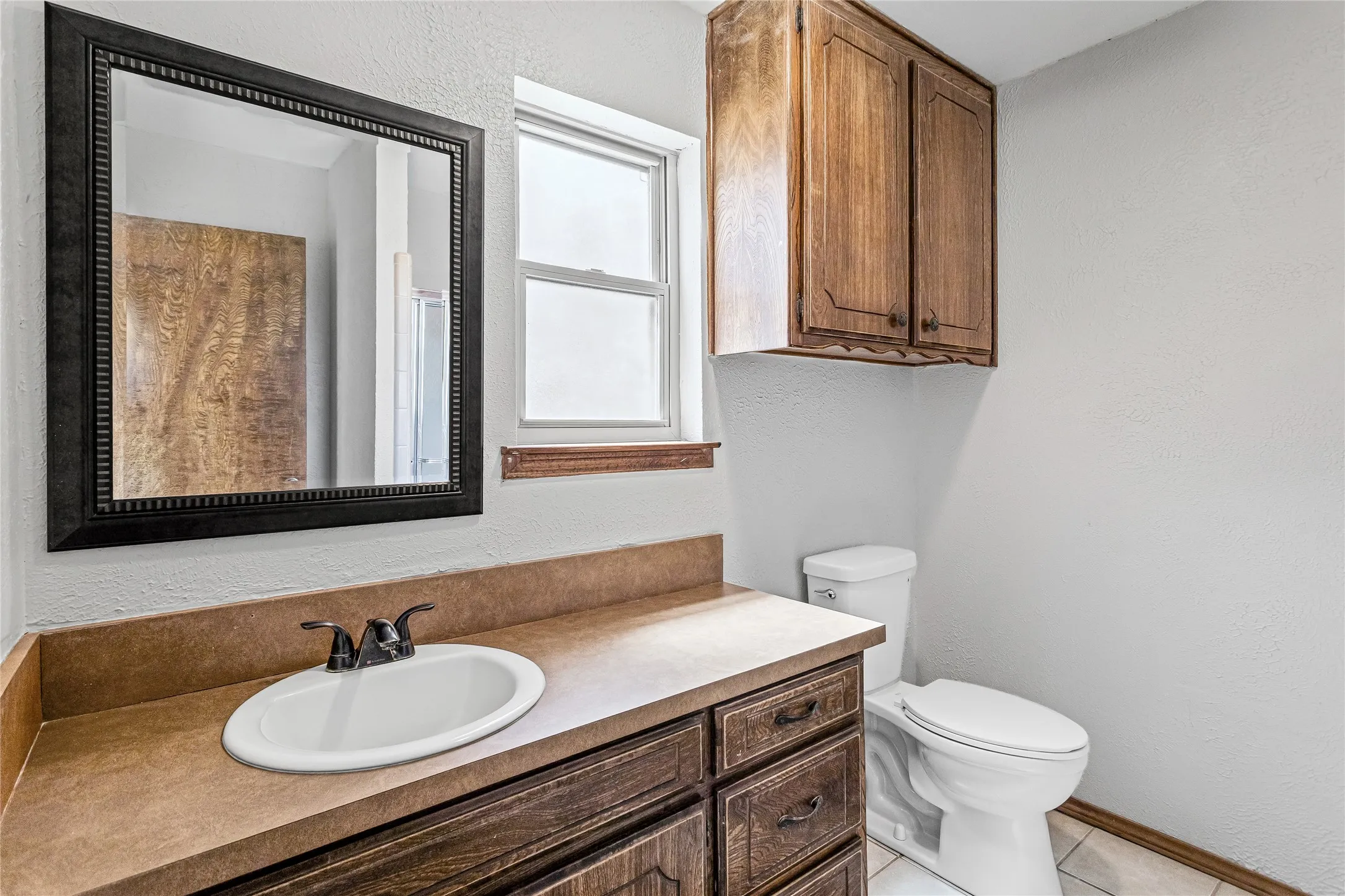 Single Family Residence For Sale in Johnson County , 7125 S Highway 171 Highway, Grandview, Texas 76050, 0, 4 Bathroom, Garage spaces, 2,865 Sqft, built in 1975, mls#21377503, Real Estate Agent in Grandview, Homes For Sale in Johnson county, Homes For Sale in Grandview, Realtor in Grandview Texas, Real Estate Brokerage Independent Realty Texas, Luminita Cordes Realtor