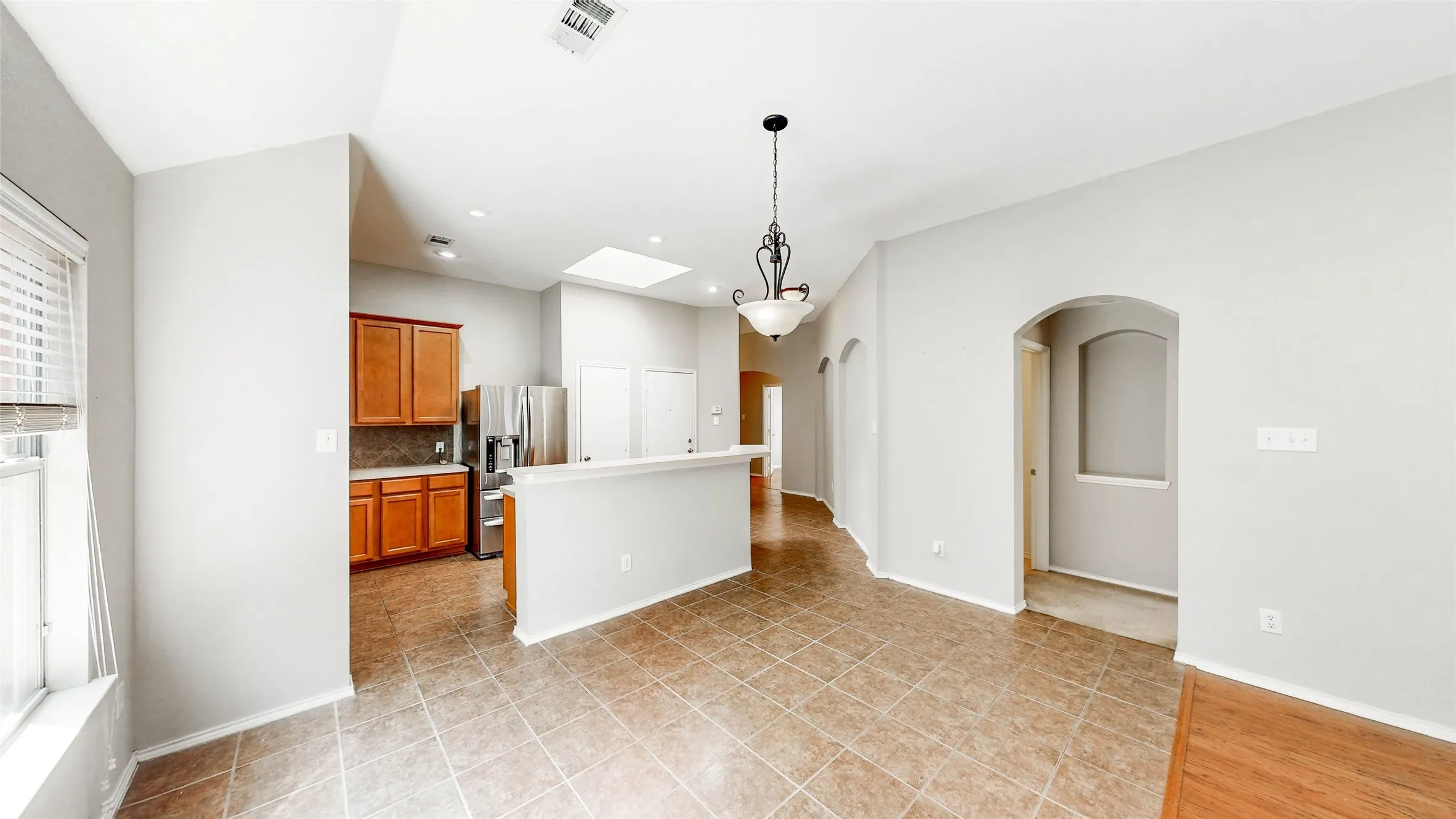 Single Family Residence For Sale in Denton County , 1134 Shearwater Avenue, Aubrey, Texas 76227, 3 Bedroom, 2 Bathroom, 2 Garage spaces, 1,733 Sqft, built in 2005, mls#21379915, Real Estate Agent in Aubrey, Homes For Sale in Denton county, Homes For Sale in Aubrey, Realtor in Aubrey Texas, Real Estate Brokerage Independent Realty Texas, Luminita Cordes Realtor