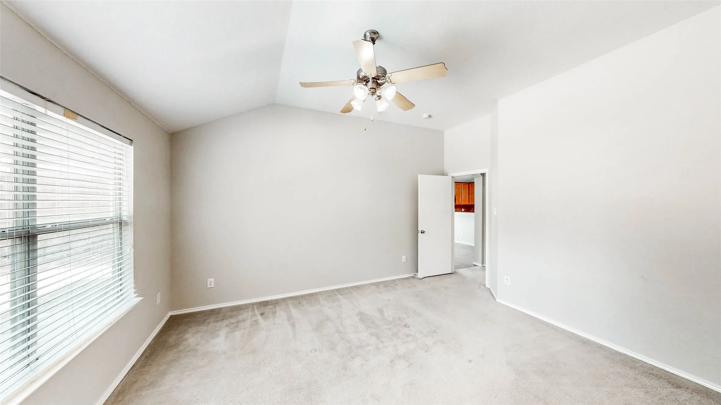 Single Family Residence For Sale in Denton County , 1134 Shearwater Avenue, Aubrey, Texas 76227, 3 Bedroom, 2 Bathroom, 2 Garage spaces, 1,733 Sqft, built in 2005, mls#21379915, Real Estate Agent in Aubrey, Homes For Sale in Denton county, Homes For Sale in Aubrey, Realtor in Aubrey Texas, Real Estate Brokerage Independent Realty Texas, Luminita Cordes Realtor