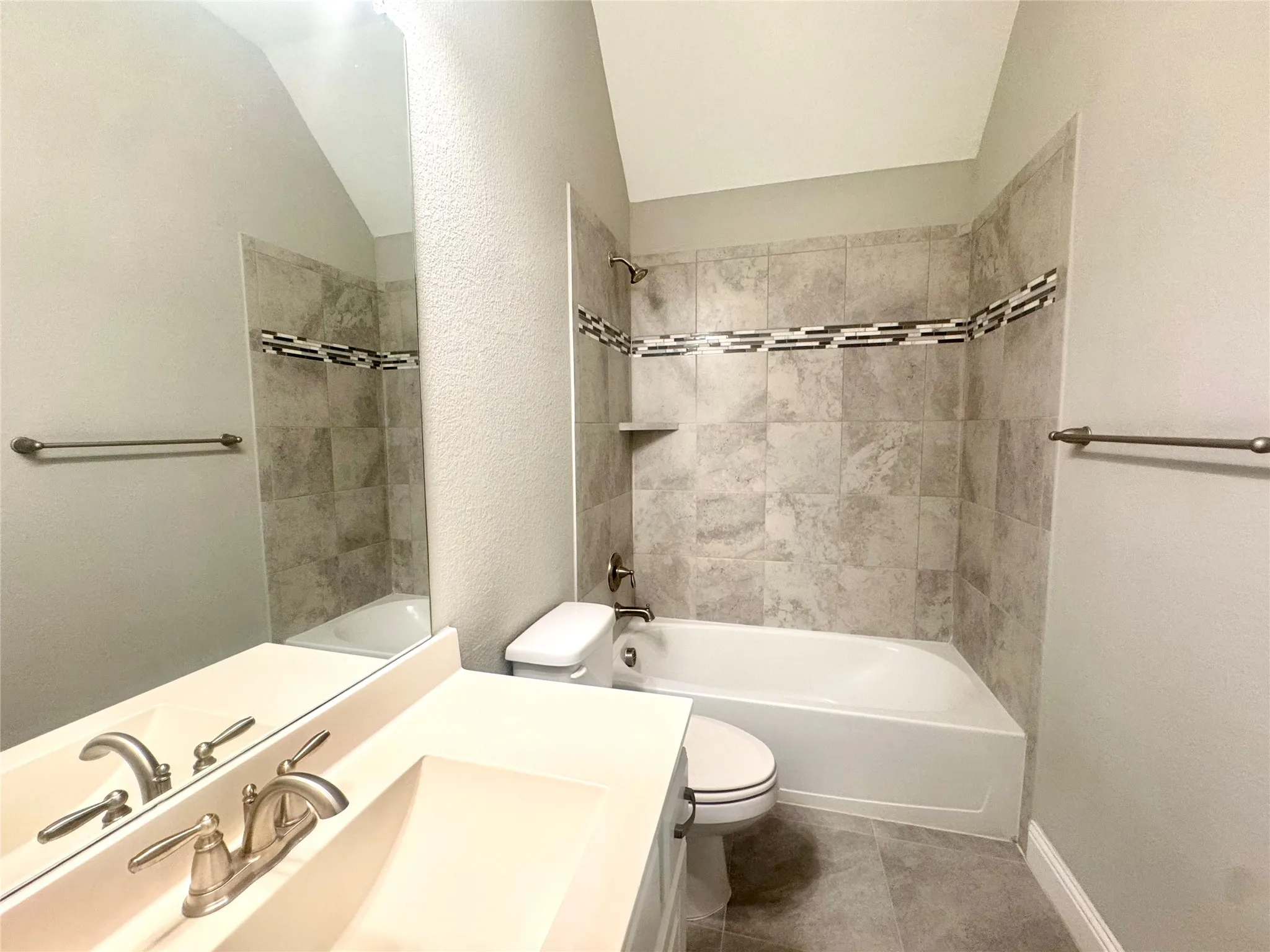 Single Family Residence For Sale in Collin County , 12912 Twelve Oaks Avenue, Frisco, Texas 75035, 5 Bedroom, 6 Bathroom, 3 Garage spaces, 4,589 Sqft, built in 2018, mls#21379814, Real Estate Agent in Frisco, Homes For Sale in Collin county, Homes For Sale in Frisco, Realtor in Frisco Texas, Real Estate Brokerage Independent Realty Texas, Luminita Cordes Realtor