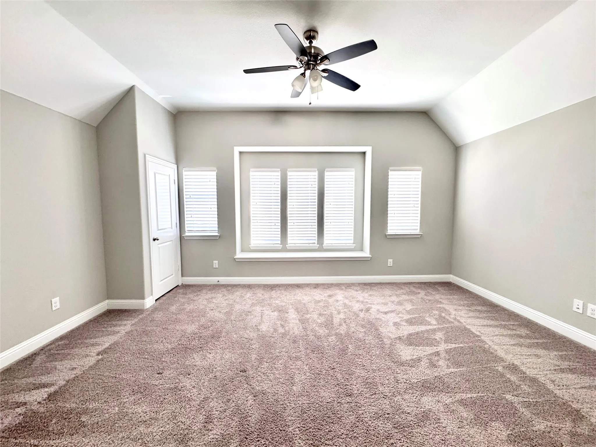 Single Family Residence For Sale in Collin County , 12912 Twelve Oaks Avenue, Frisco, Texas 75035, 5 Bedroom, 6 Bathroom, 3 Garage spaces, 4,589 Sqft, built in 2018, mls#21379814, Real Estate Agent in Frisco, Homes For Sale in Collin county, Homes For Sale in Frisco, Realtor in Frisco Texas, Real Estate Brokerage Independent Realty Texas, Luminita Cordes Realtor