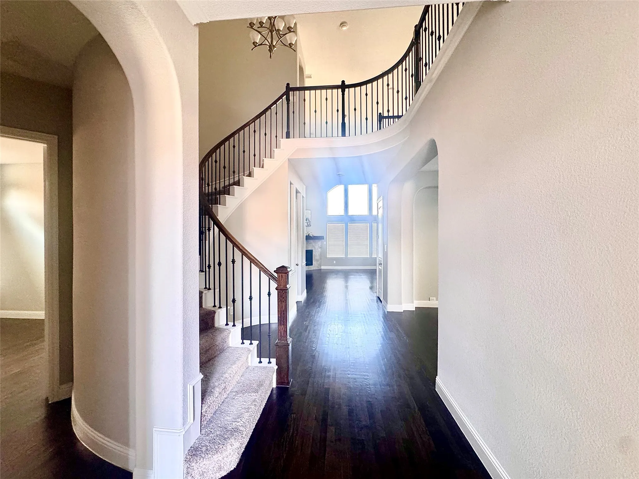 Single Family Residence For Sale in Collin County , 12912 Twelve Oaks Avenue, Frisco, Texas 75035, 5 Bedroom, 6 Bathroom, 3 Garage spaces, 4,589 Sqft, built in 2018, mls#21379814, Real Estate Agent in Frisco, Homes For Sale in Collin county, Homes For Sale in Frisco, Realtor in Frisco Texas, Real Estate Brokerage Independent Realty Texas, Luminita Cordes Realtor