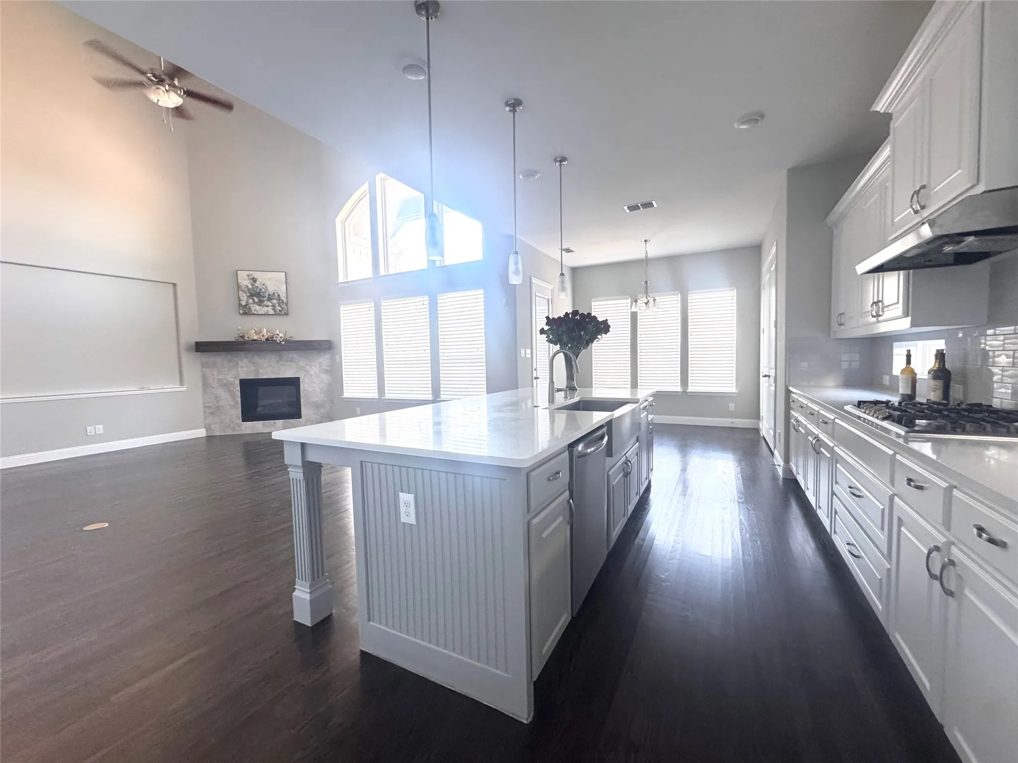 Single Family Residence For Sale in Collin County , 12912 Twelve Oaks Avenue, Frisco, Texas 75035, 5 Bedroom, 6 Bathroom, 3 Garage spaces, 4,589 Sqft, built in 2018, mls#21379814, Real Estate Agent in Frisco, Homes For Sale in Collin county, Homes For Sale in Frisco, Realtor in Frisco Texas, Real Estate Brokerage Independent Realty Texas, Luminita Cordes Realtor