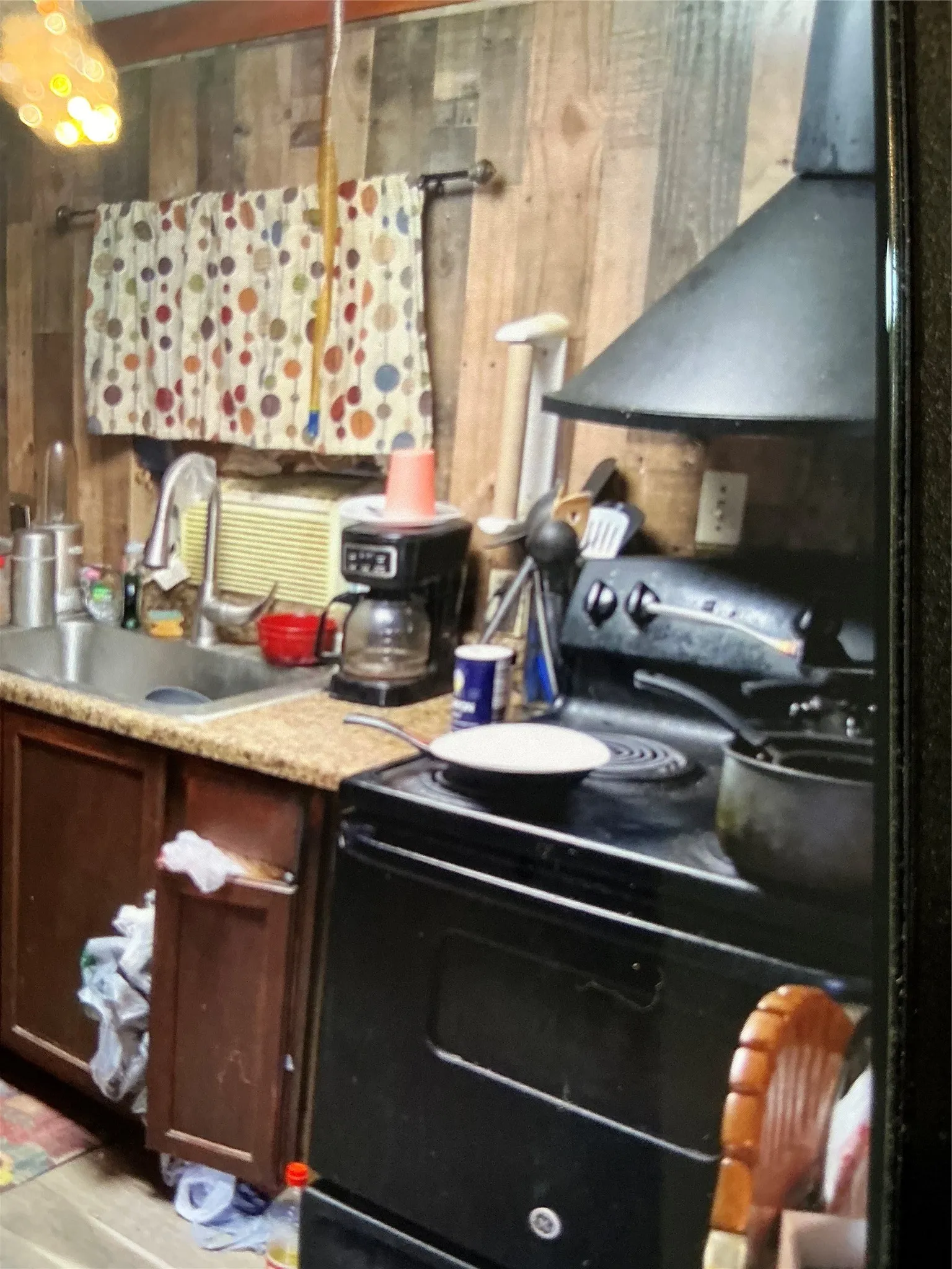 Mobile Home For Sale in Navarro County , 797 S Austin Avenue, Richland, Texas 76681, 4 Bedroom, 2 Bathroom, Garage spaces, 1,340 Sqft, built in 2000, mls#21379928, Real Estate Agent in Richland, Homes For Sale in Navarro county, Homes For Sale in Richland, Realtor in Richland Texas, Real Estate Brokerage Independent Realty Texas, Luminita Cordes Realtor