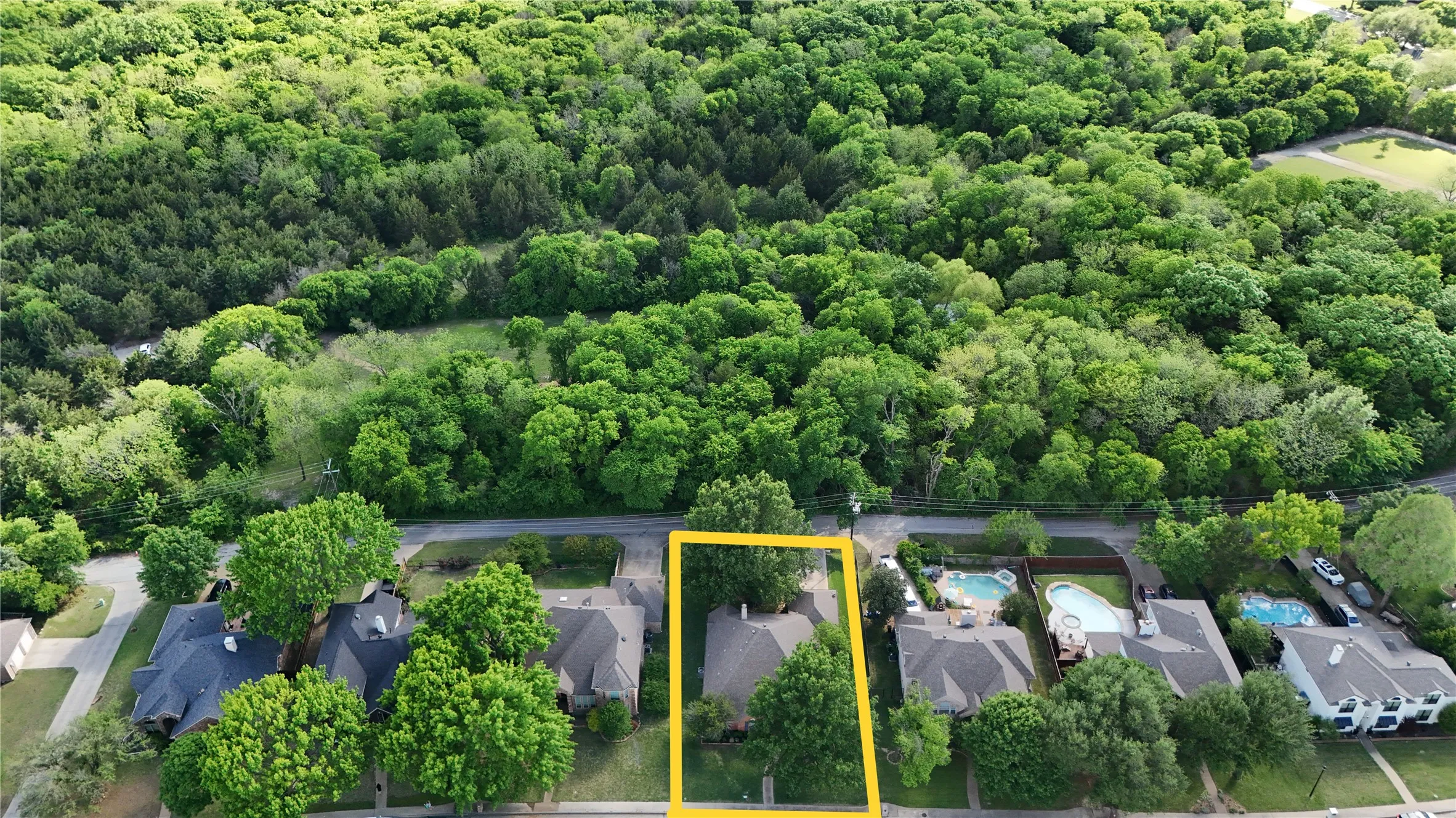 Single Family Residence For Sale in Rockwall County , 1790 Wind Hill Road, Rockwall, Texas 75087, 4 Bedroom, 3 Bathroom, 2 Garage spaces, 2,441 Sqft, built in 1992, mls#21379486, Real Estate Agent in Rockwall, Homes For Sale in Rockwall county, Homes For Sale in Rockwall, Realtor in Rockwall Texas, Real Estate Brokerage Independent Realty Texas, Luminita Cordes Realtor